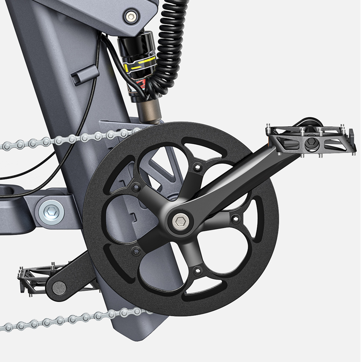 Części czarnego roweru: łańcuch, pedały i system biegów. Szara rama, czarne elementy. Białe tło.