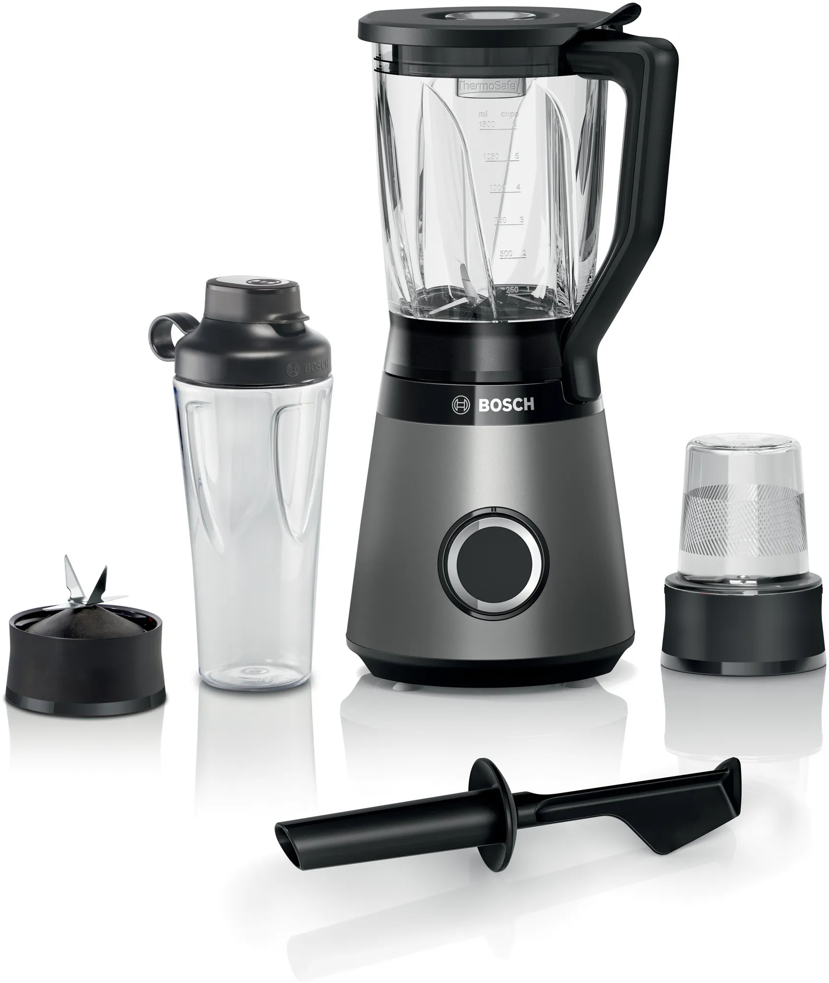 Frullatore con più parti: bicchiere con lame, shaker, base frullatore e manico nero.