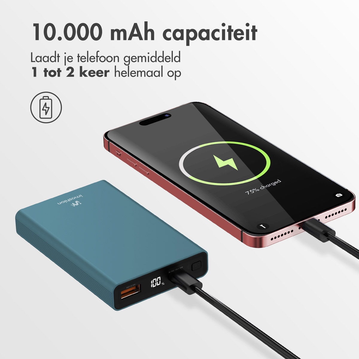 Une batterie externe bleue charge un téléphone avec un symbole d'éclair sur l'écran.