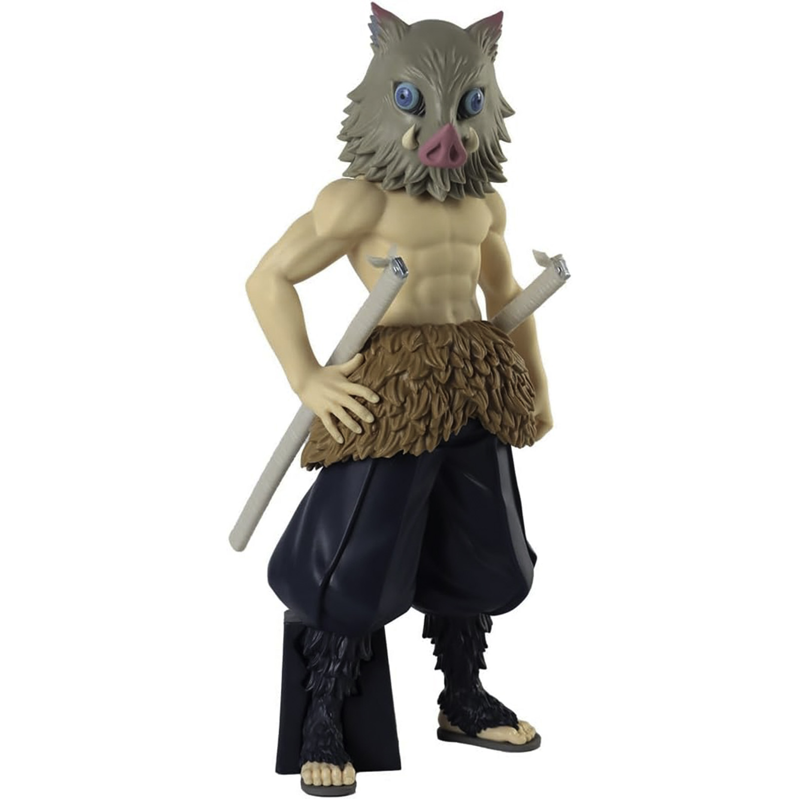 Anime-Figur. Mann mit Eberkopf, ohne Hemd, hält zwei Schwerter. Schwarze Hose und Sandalen.