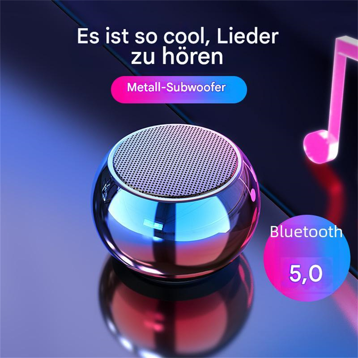 Blau-silberner Bluetooth-Lautsprecher mit Text-Overlay. Weißer Hintergrund.