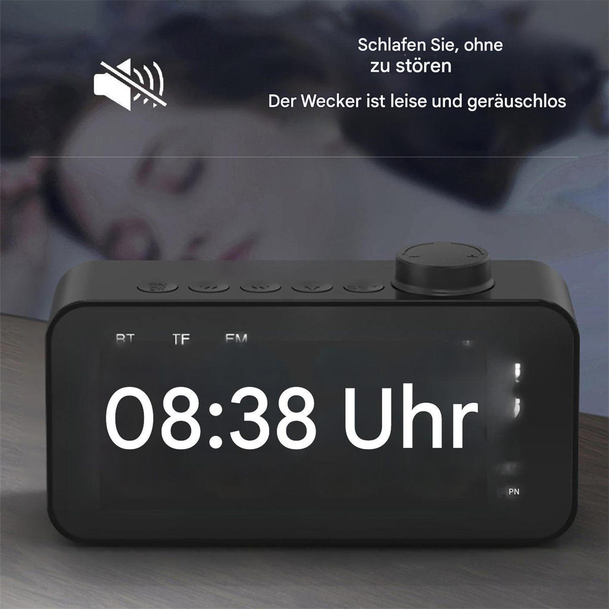 Schwarzer digitaler Wecker mit Anzeige 08:38 Uhr. Text oben: 'Schlafen Sie, ohne zu stören'.