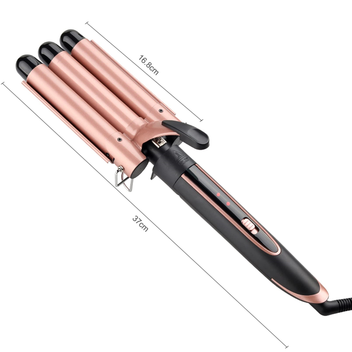 Ein roségoldenes Lockenstab mit drei Läufen und schwarzem Griff.