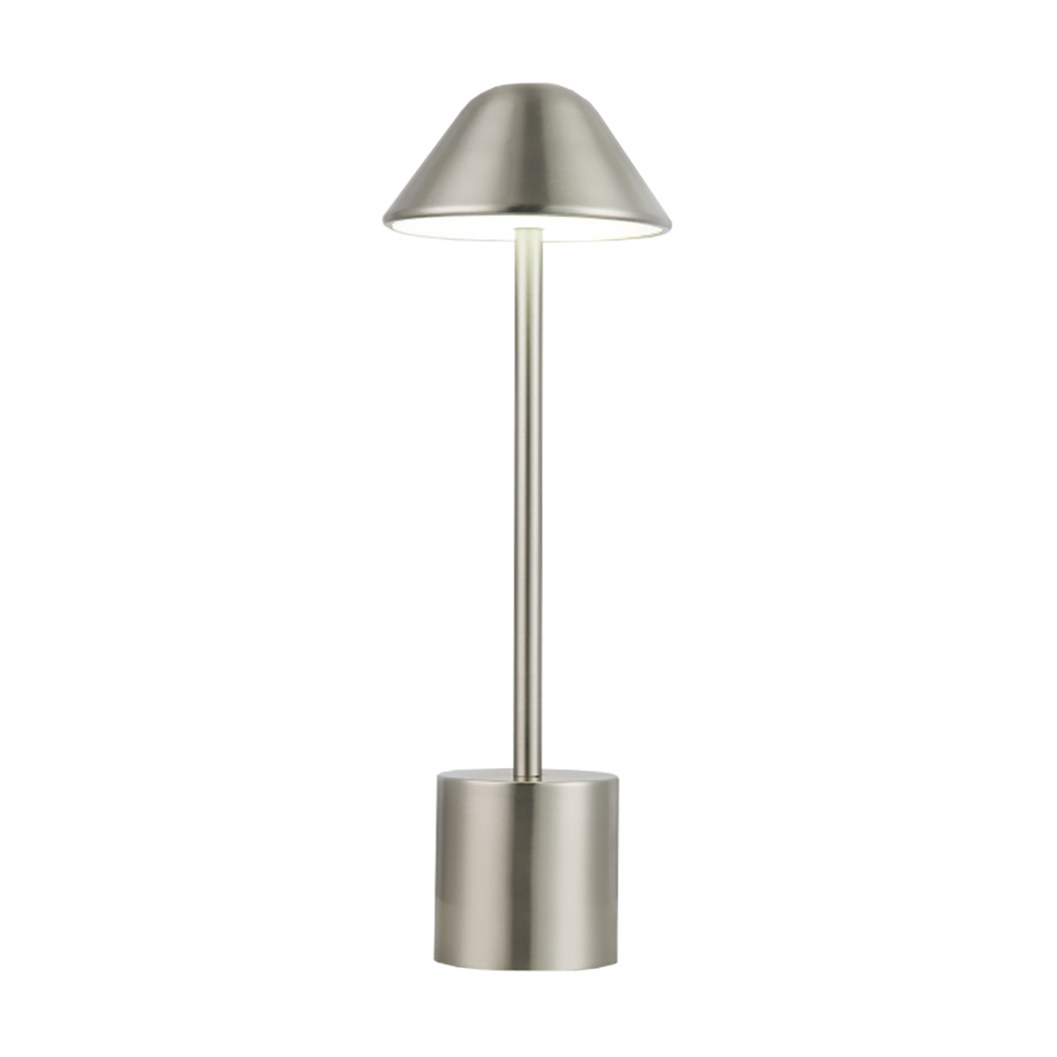 Una lampada argentata e moderna con un paralume conico e una base cilindrica.