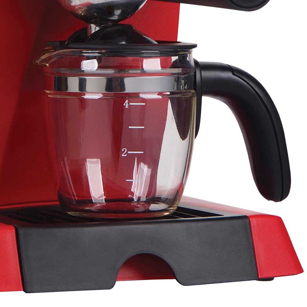 Rote Espressomaschine. Glaskaraffe mit sichtbaren Messungen.