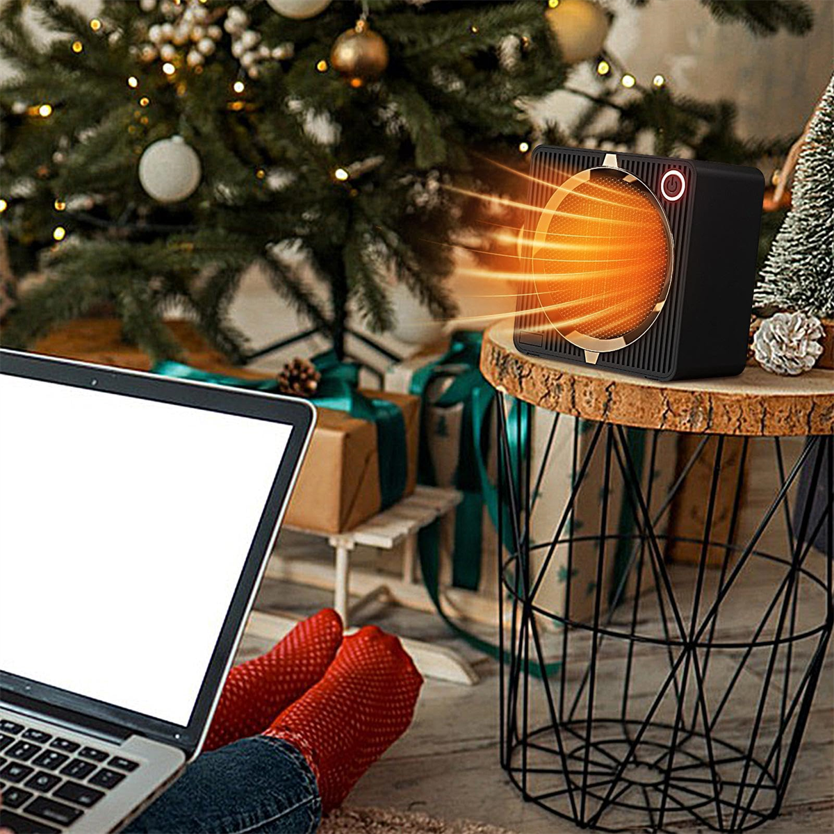 Eine Person in roten Socken neben einem Weihnachtsbaum und einer Heizung.