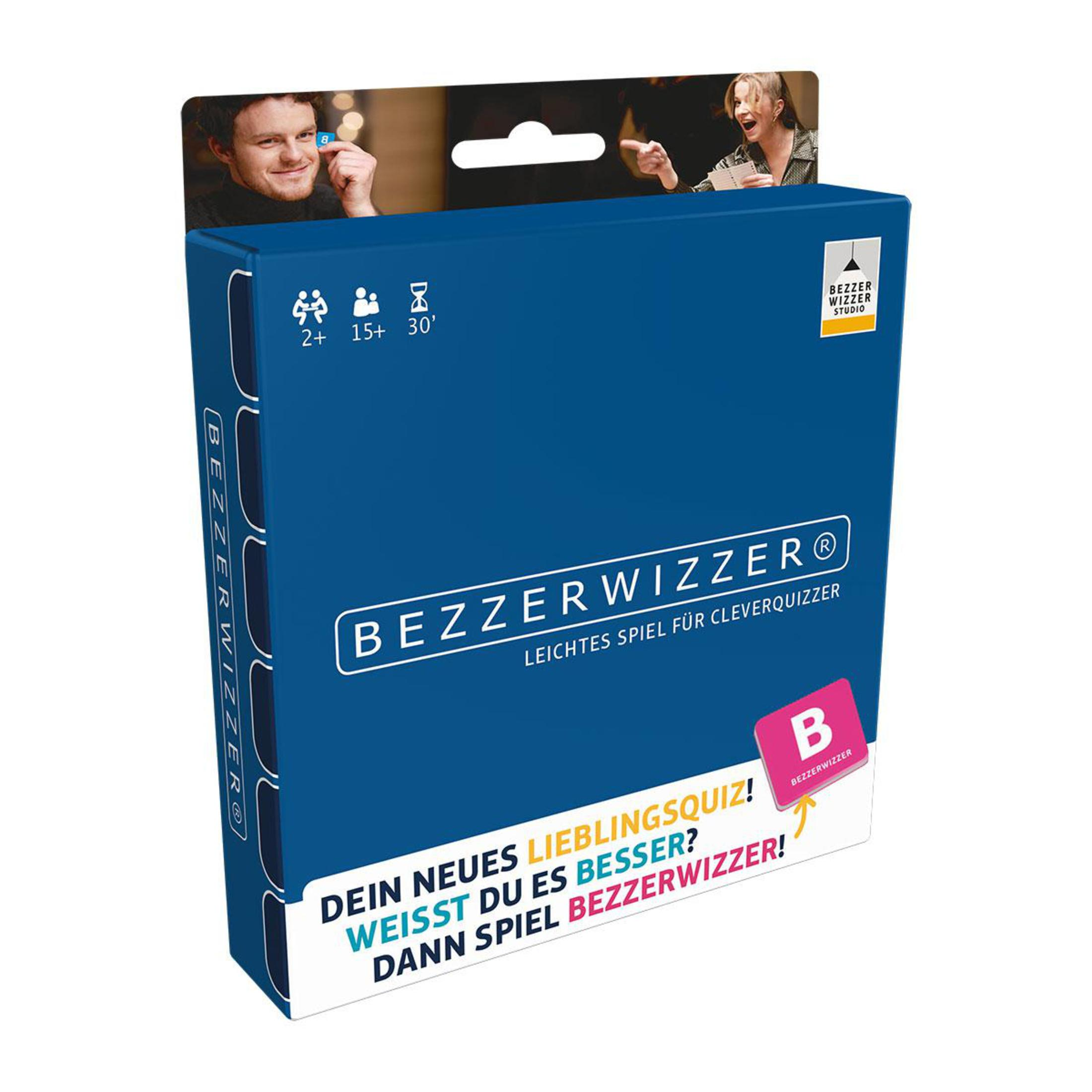 Blaue Spielbox mit Spielnamen und spielenden Personen. Text: 'BEZZERWIZZER'.
