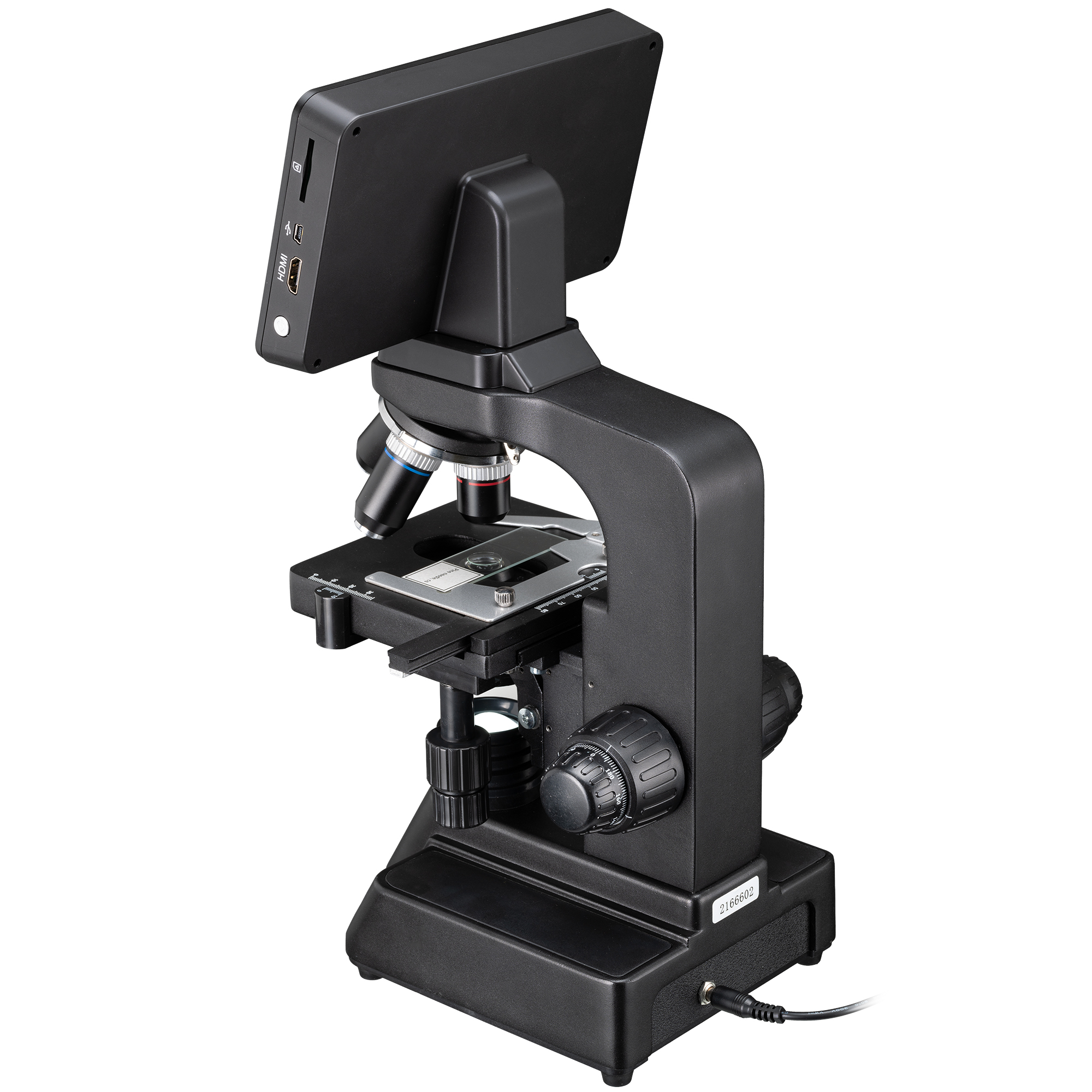 Un microscopio negro con pantalla digital. Tiene una perilla de enfoque y lentes, sobre un fondo blanco.