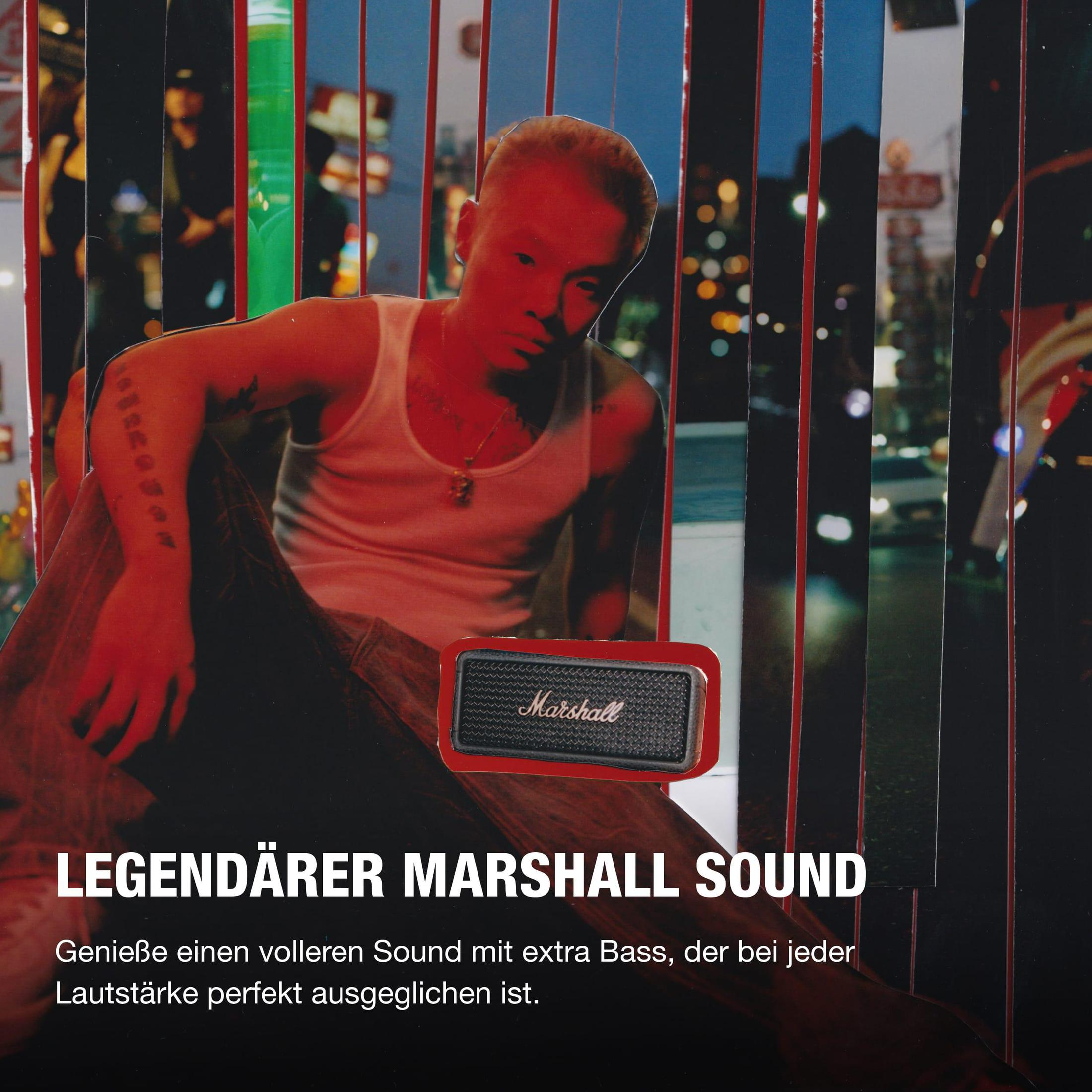 Un ritaglio di un uomo con un altoparlante. Testo in basso in tedesco: Legendary Marshall Sound.