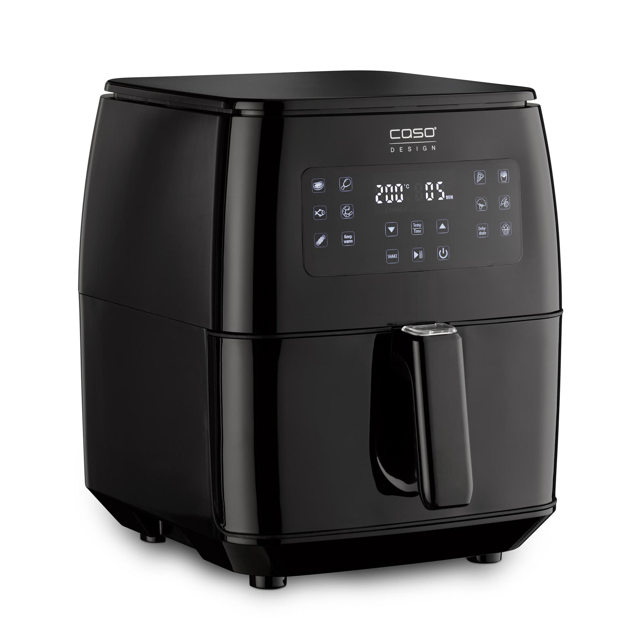 Eine schwarze Heißluftfritteuse mit digitalem Display und Griff. Weißer Hintergrund.