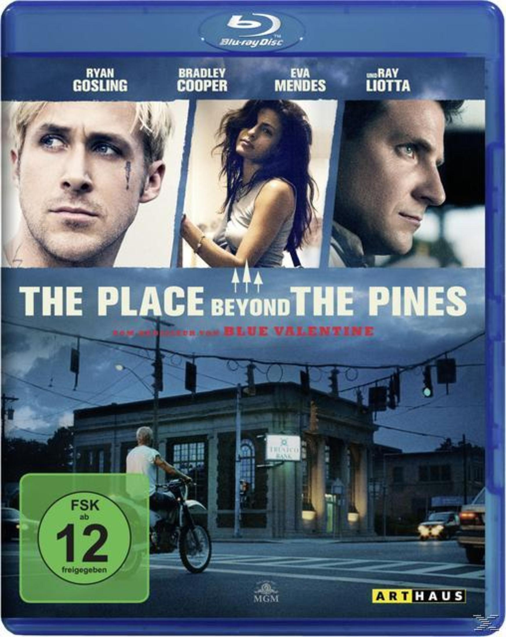Das Blu-ray-Cover von The Place Beyond the Pines mit Ryan Gosling, Bradley Cooper und Eva Mendes.