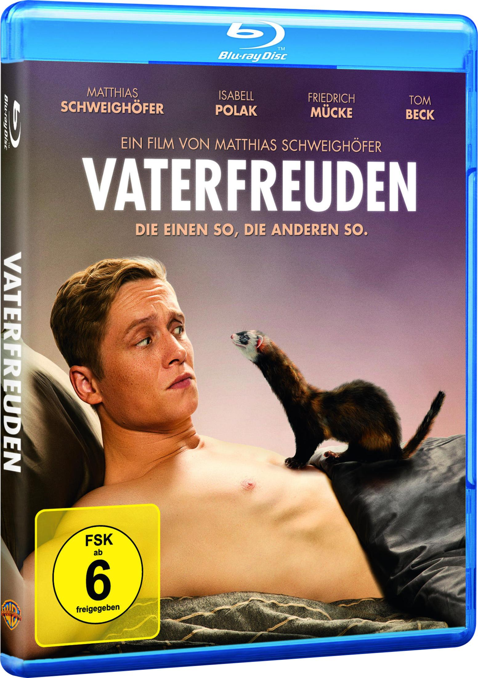 Blu-ray-Cover mit einem Mann und einem Frettchen. Text: 'Vaterfreuden' und Namen der Schauspieler.