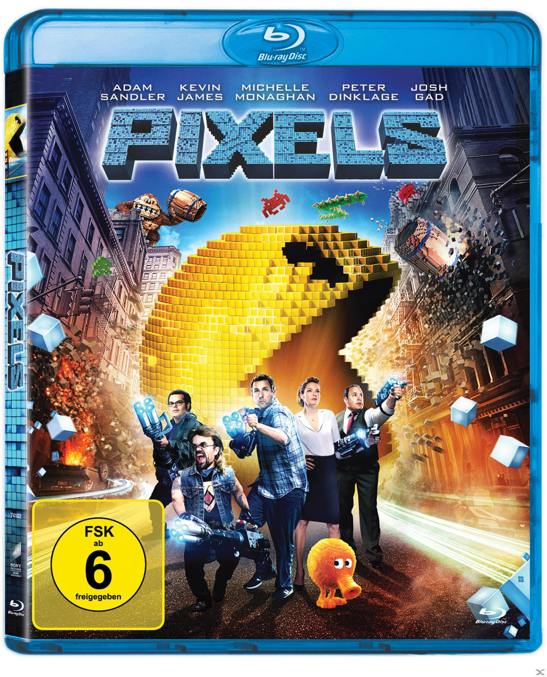 Pixels Blu-ray Cover. Menschen stehen in einer Stadt, riesiges Pac-Man ist im Hintergrund.
