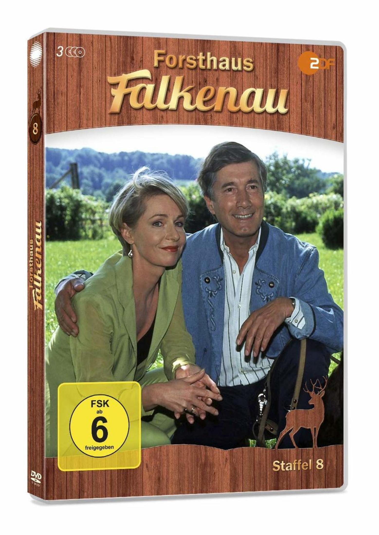 DVD-Cover. Ein Mann und eine Frau posieren. Titel: Forsthaus Falkenau. FSK 6. Staffel 8.