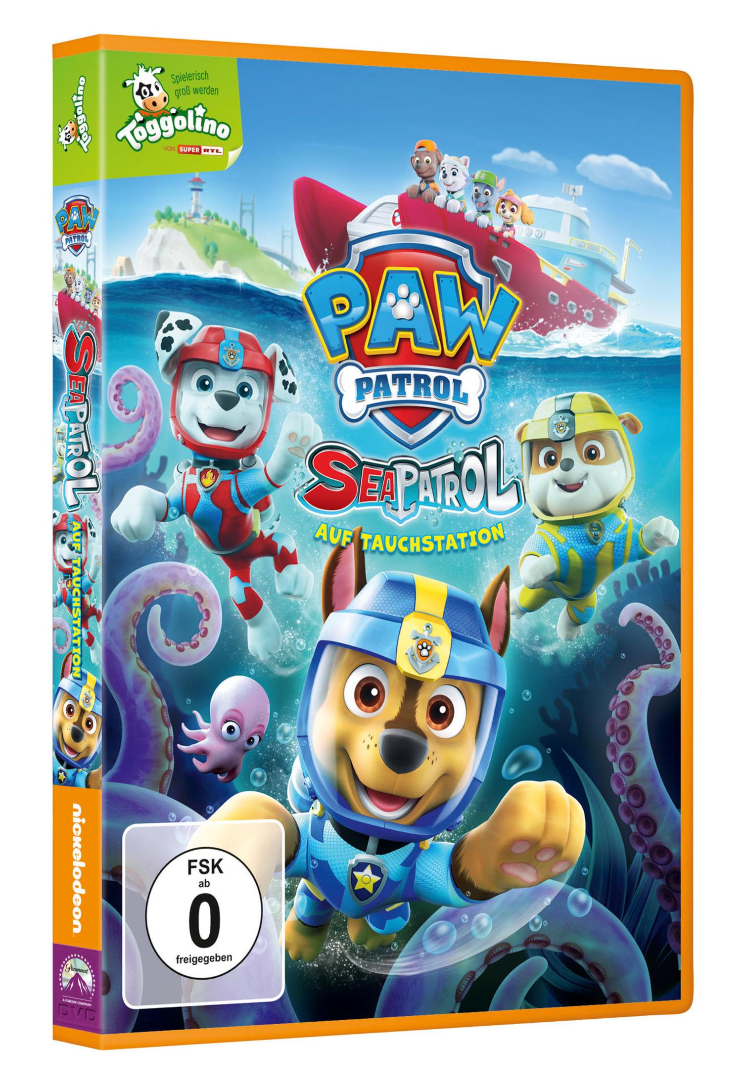 Paw Patrol Sea Patrol Filmcover mit den Welpen, einem Boot und einer Unterwasserszene.