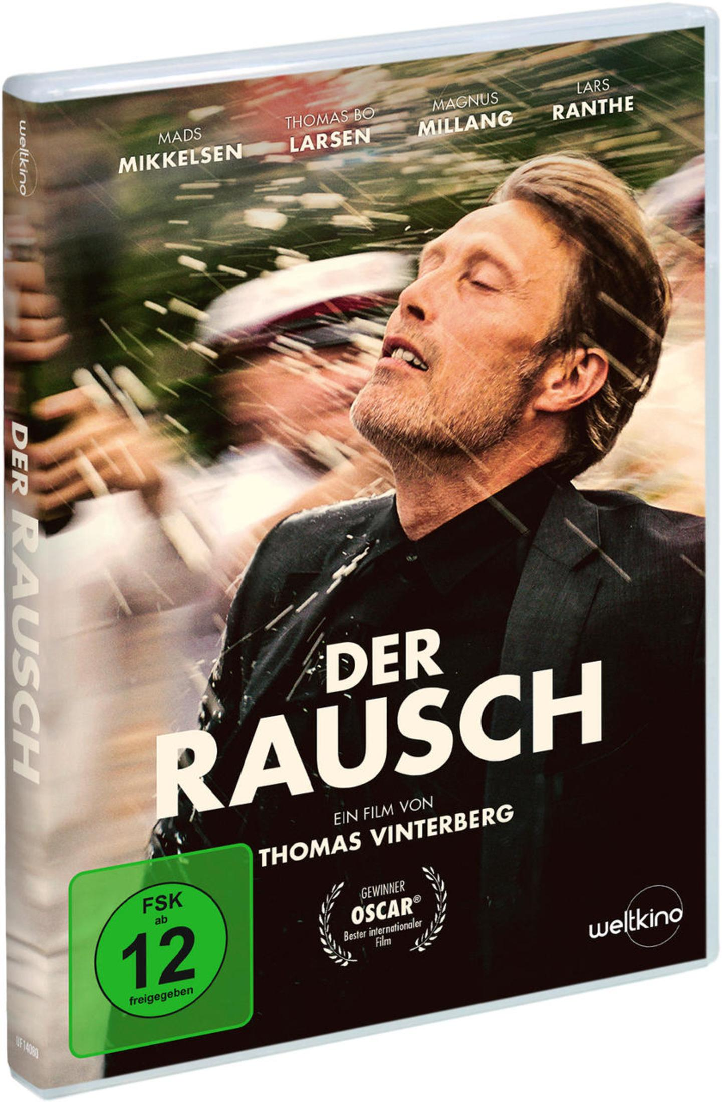 DVD-Cover von Der Rausch mit Mads Mikkelsen, der glücklich mit geschlossenen Augen im Regen tanzt.