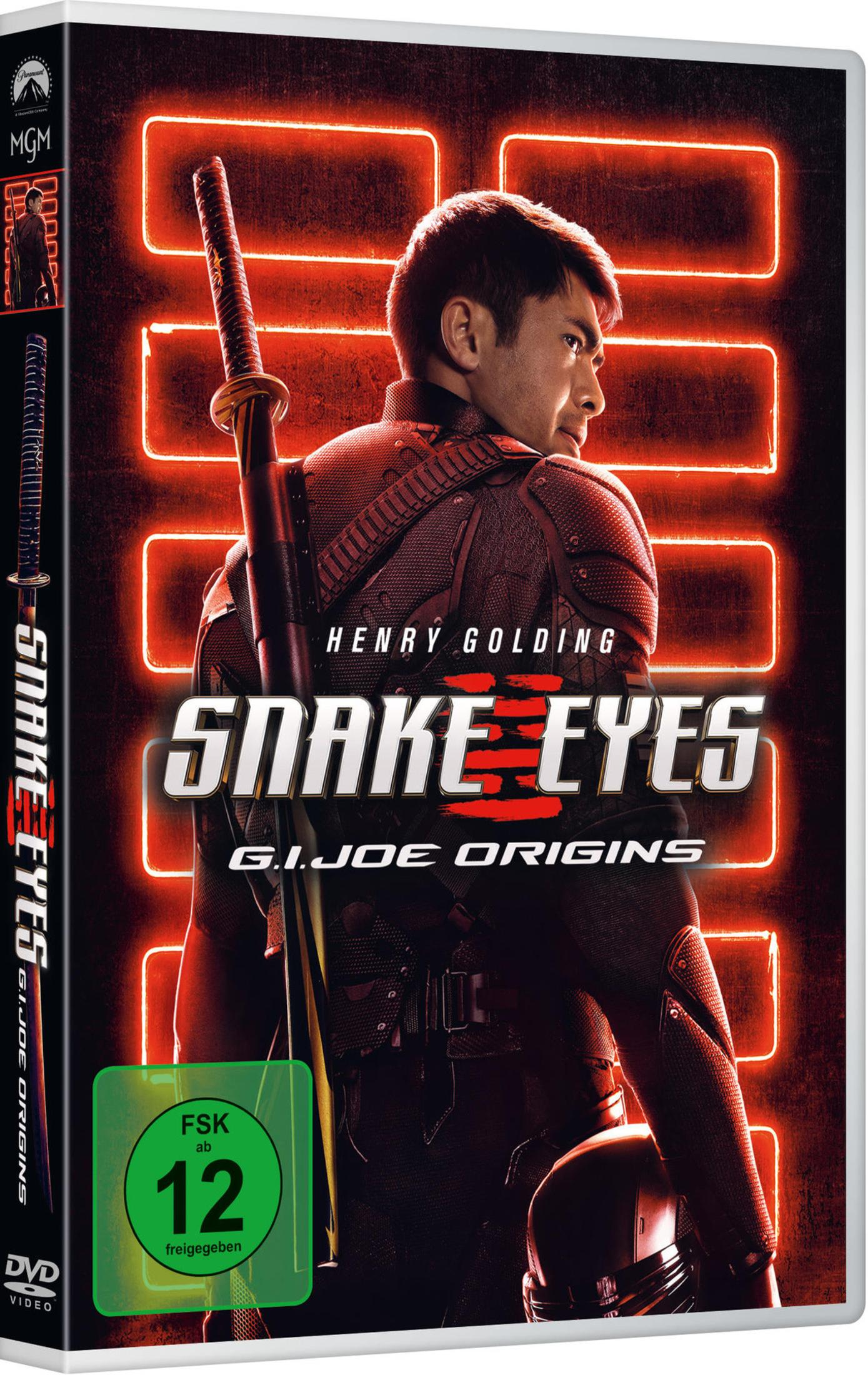 DVD-Cover von Snake Eyes mit Henry Golding in schwarzer Rüstung mit einem Schwert vor leuchtenden roten Neonlichtern.