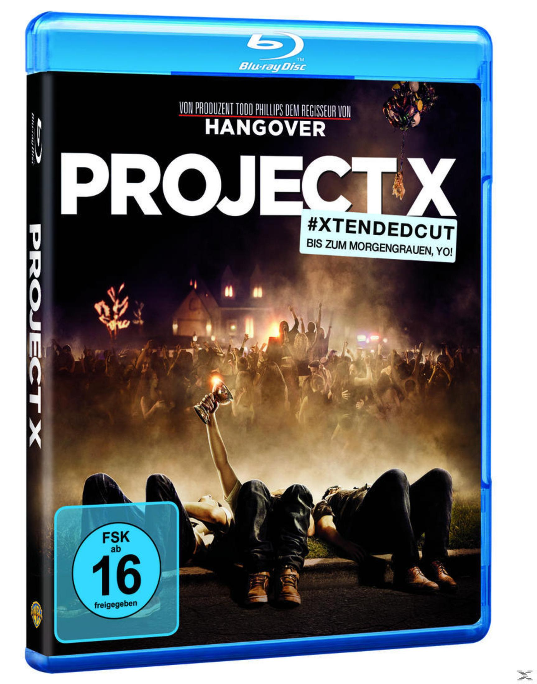 Blu-ray-Hülle für den Film Project X. Das Cover zeigt eine Partyszene mit Menschen und den Filmtitel in Großbuchstaben.