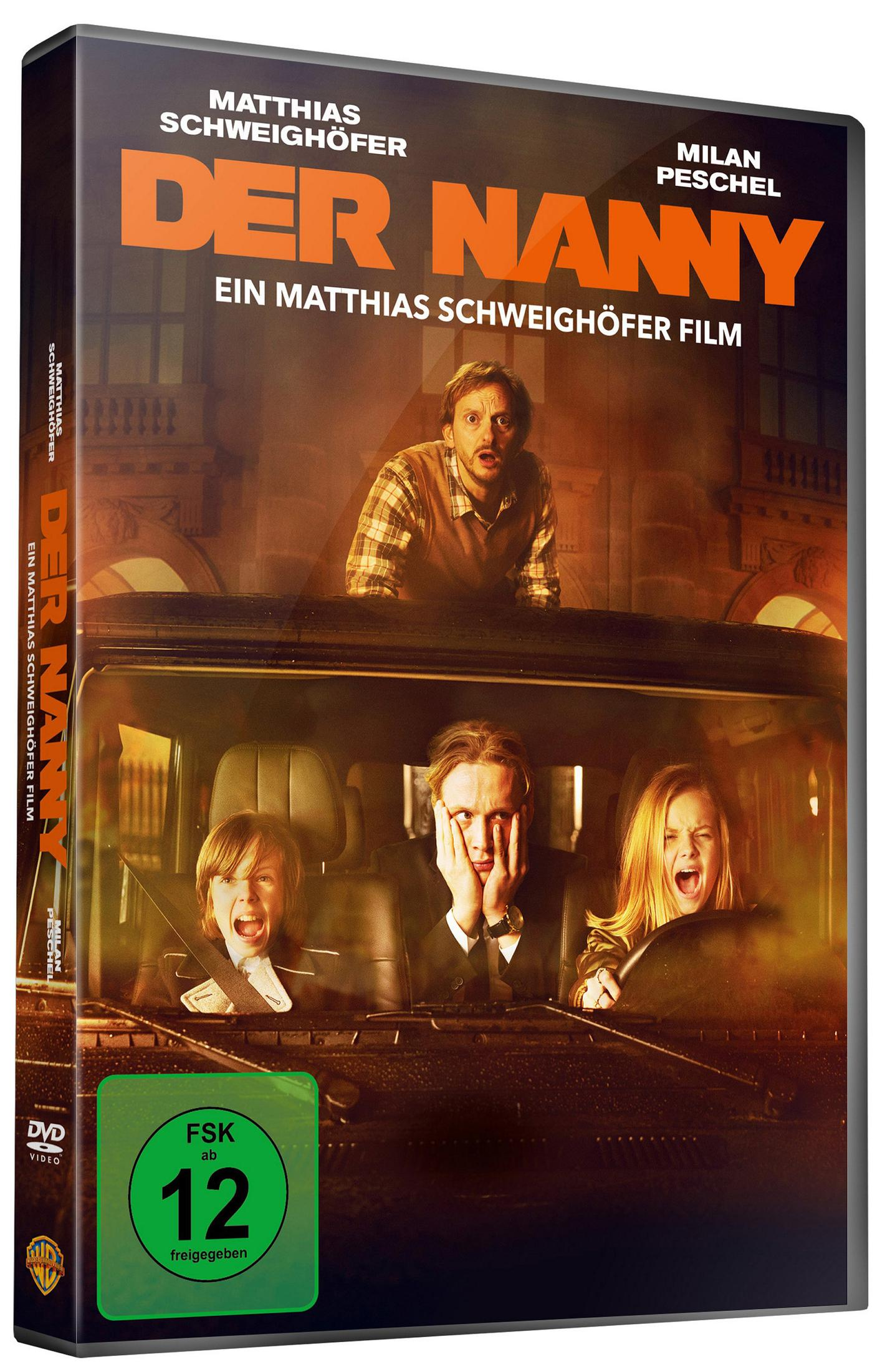 Filmcover von Der Nanny. Ein Mann ist mit Kindern im Auto, ein anderer schaut von oben. Dunkler Hintergrund.