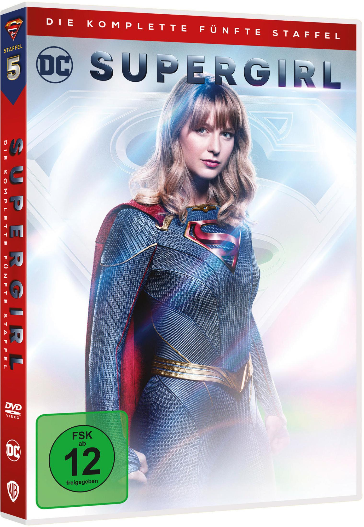 DVD-Cover der 5. Staffel von Supergirl mit Melissa Benoist in ihrem blau-roten Superheldenkostüm vor hellem Hintergrund.