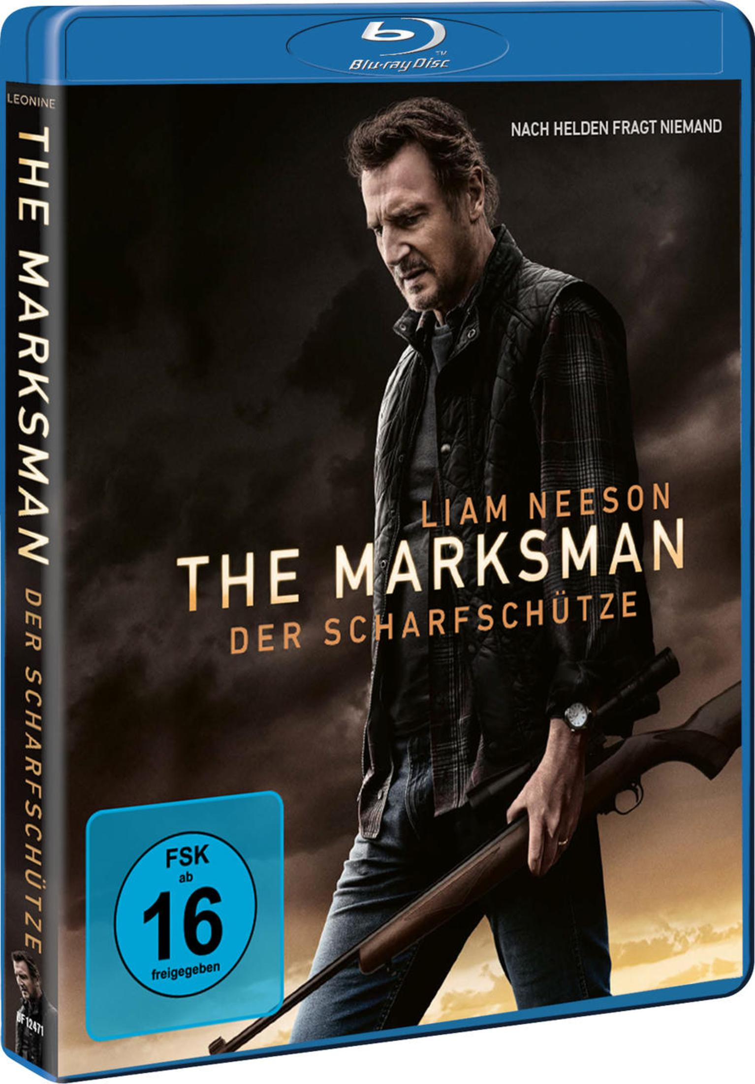 The Marksman Blu-ray Boxart mit Liam Neeson. Dunkler Hintergrund, Mann mit Gewehr.
