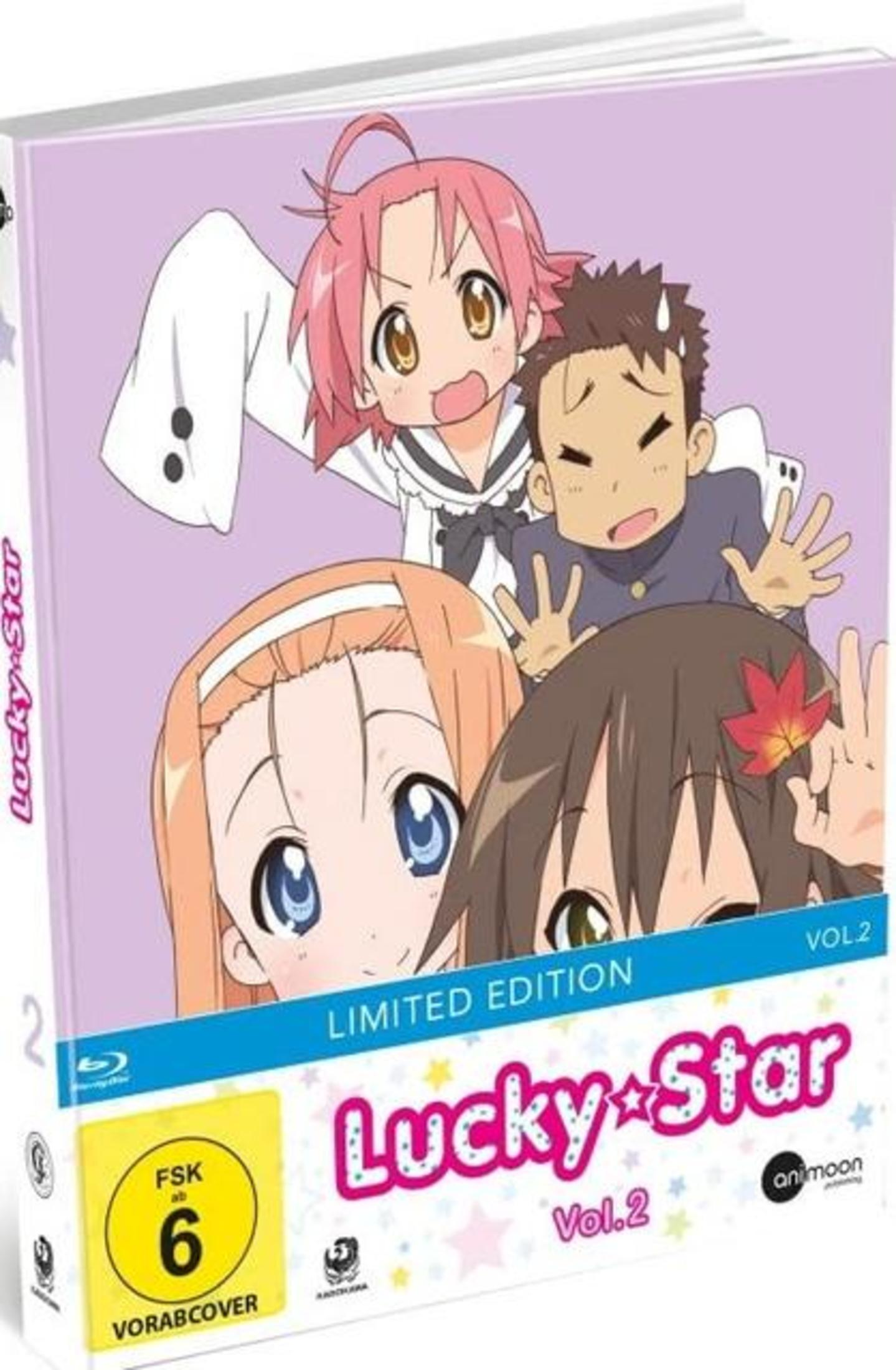 Blu-ray-Cover des Animes 'Lucky Star Vol. 2' mit Zeichentrickfiguren auf lila Hintergrund.