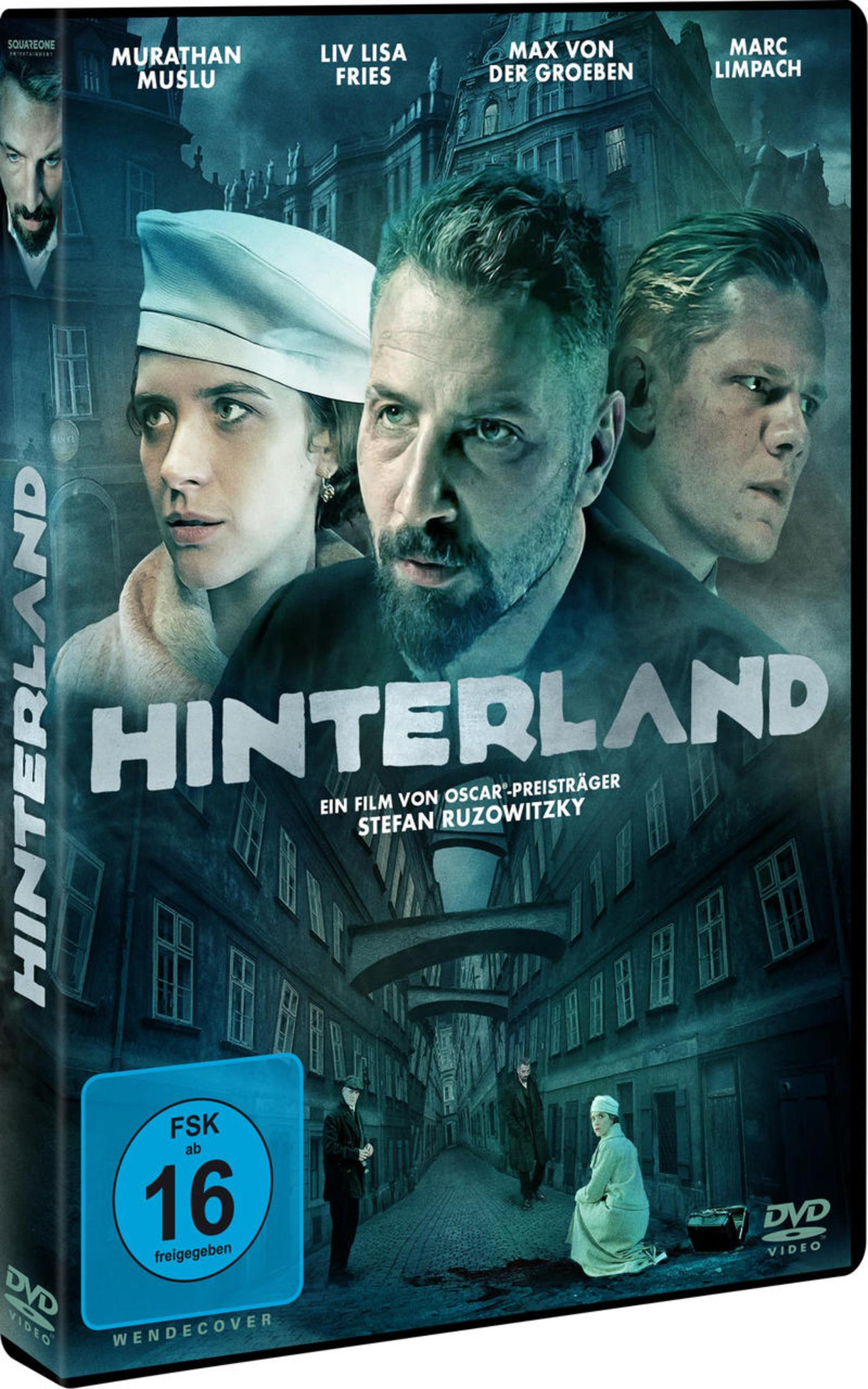 DVD-Hülle des Films Hinterland mit drei Hauptdarstellern vor einer dunklen Stadtkulisse.