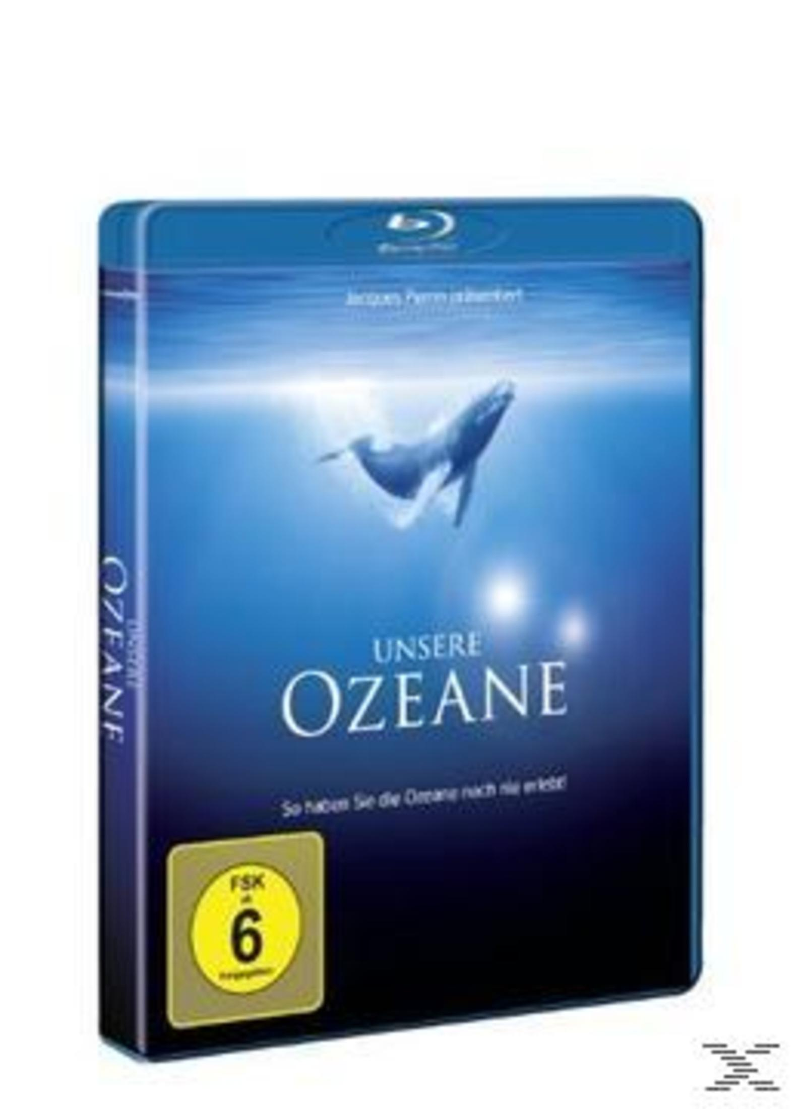 Blu-ray-Cover: Wal im Ozean. Titel: UNSERE OZEANE. FSK 6 Aufkleber.