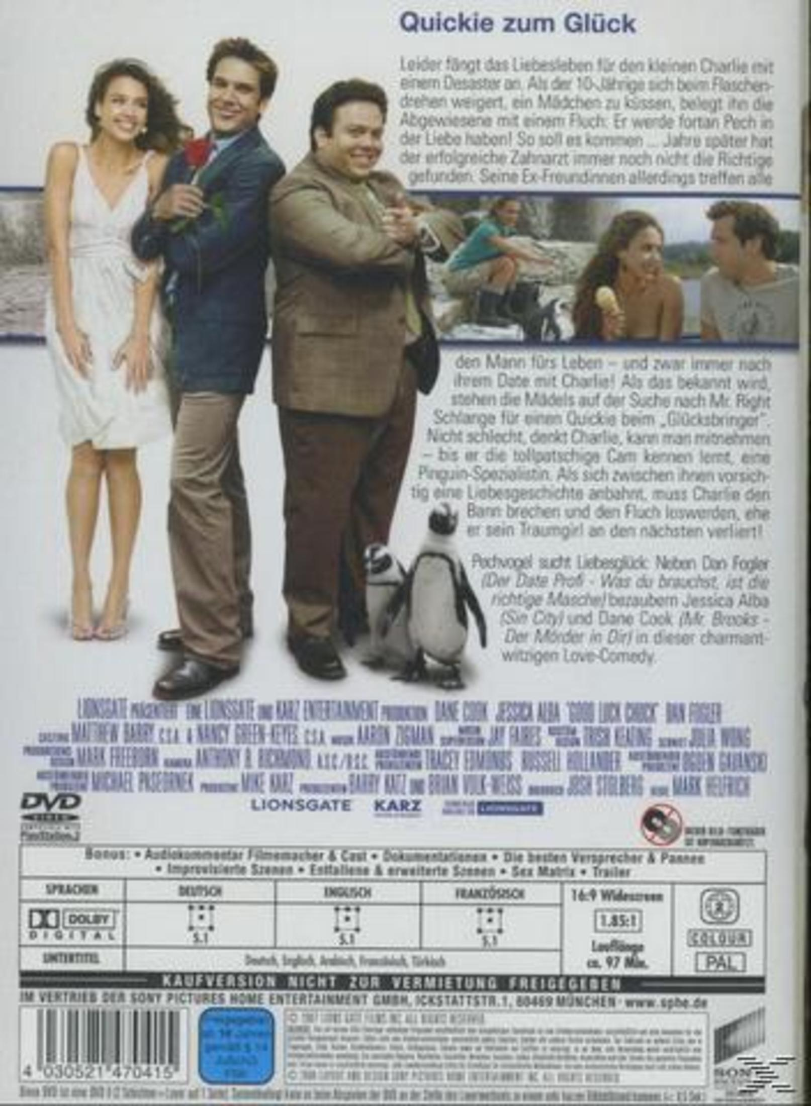 Rückseite einer DVD-Hülle mit Schauspielern, Text und einem landschaftlichen Hintergrund.