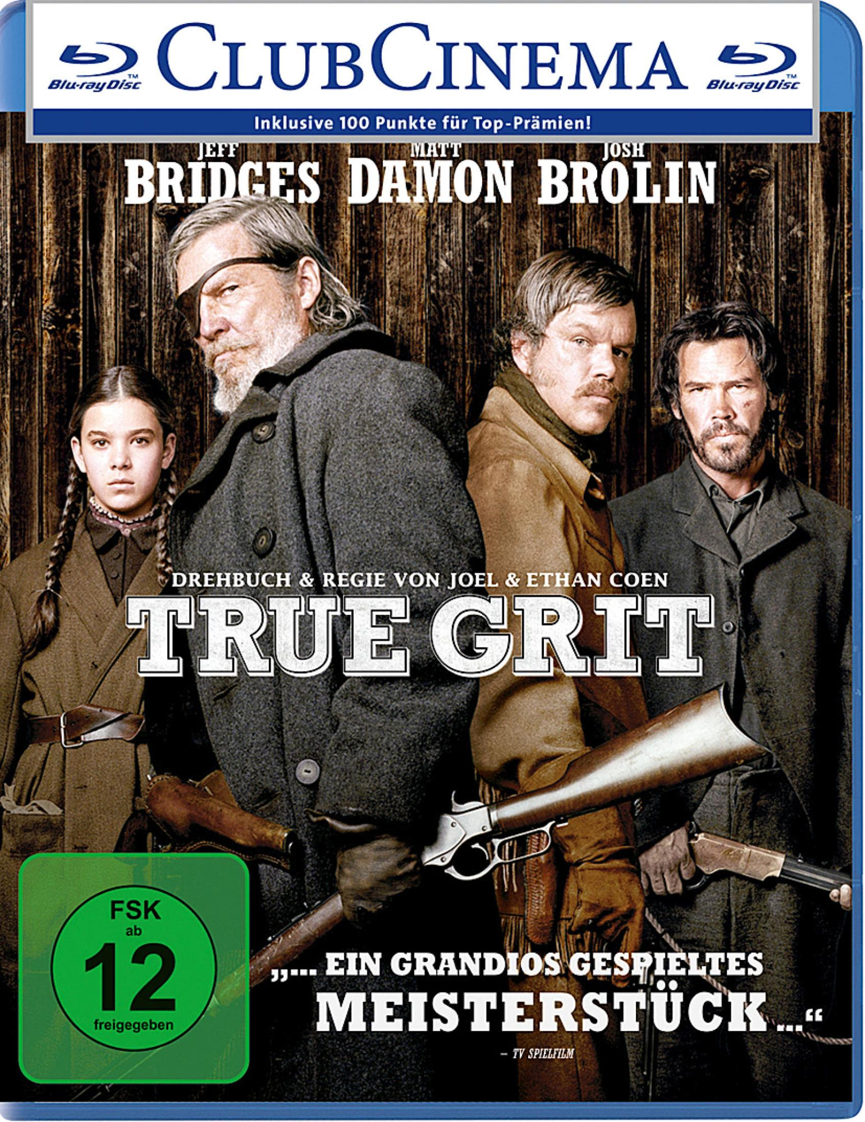 True Grit Blu-ray-Cover. Zeigt Jeff Bridges, Matt Damon, Josh Brolin und ein junges Mädchen mit Titel.