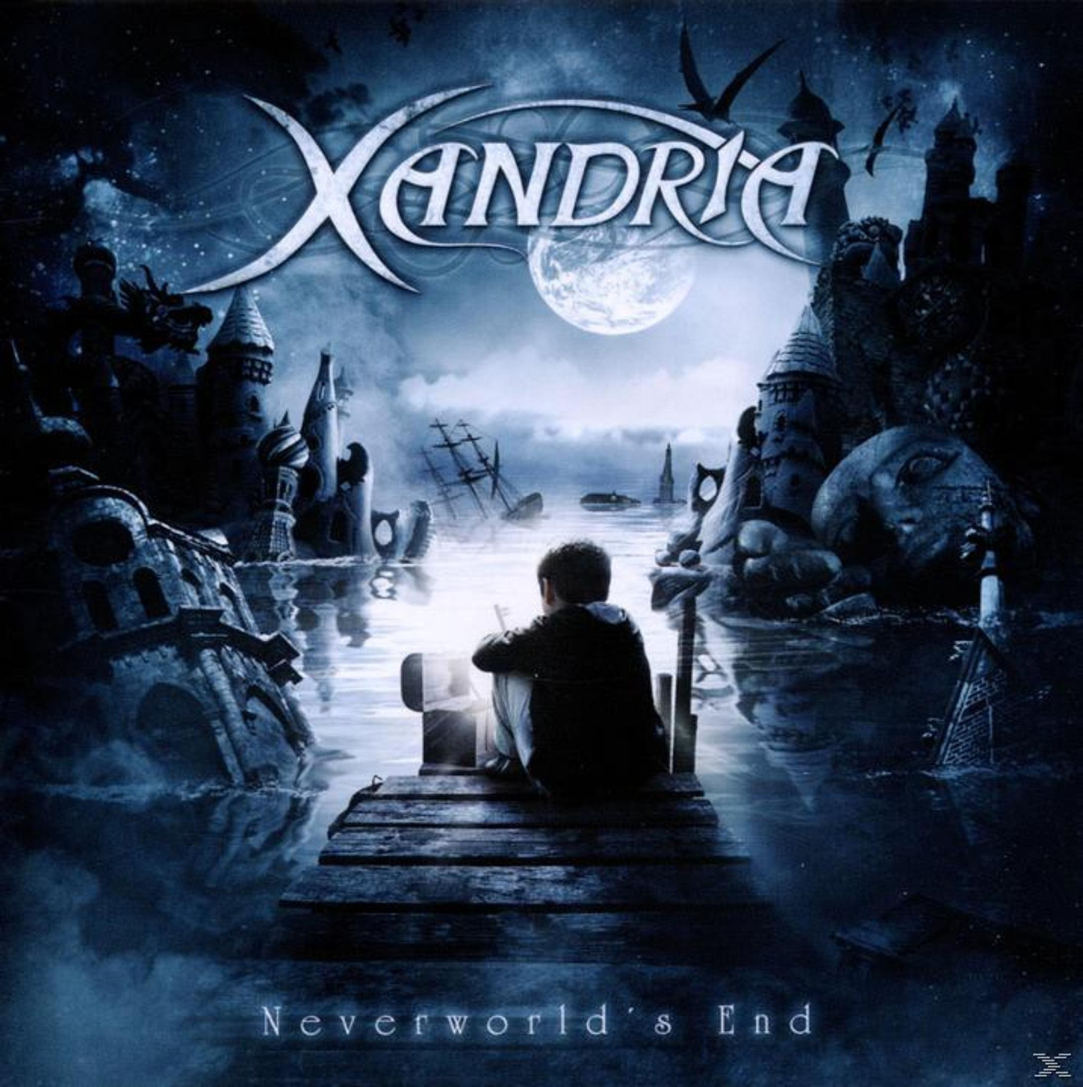 Pochette d'album d'une scène fantastique, avec une figure sur une jetée. Texte : Xandria, Neverworld's End.