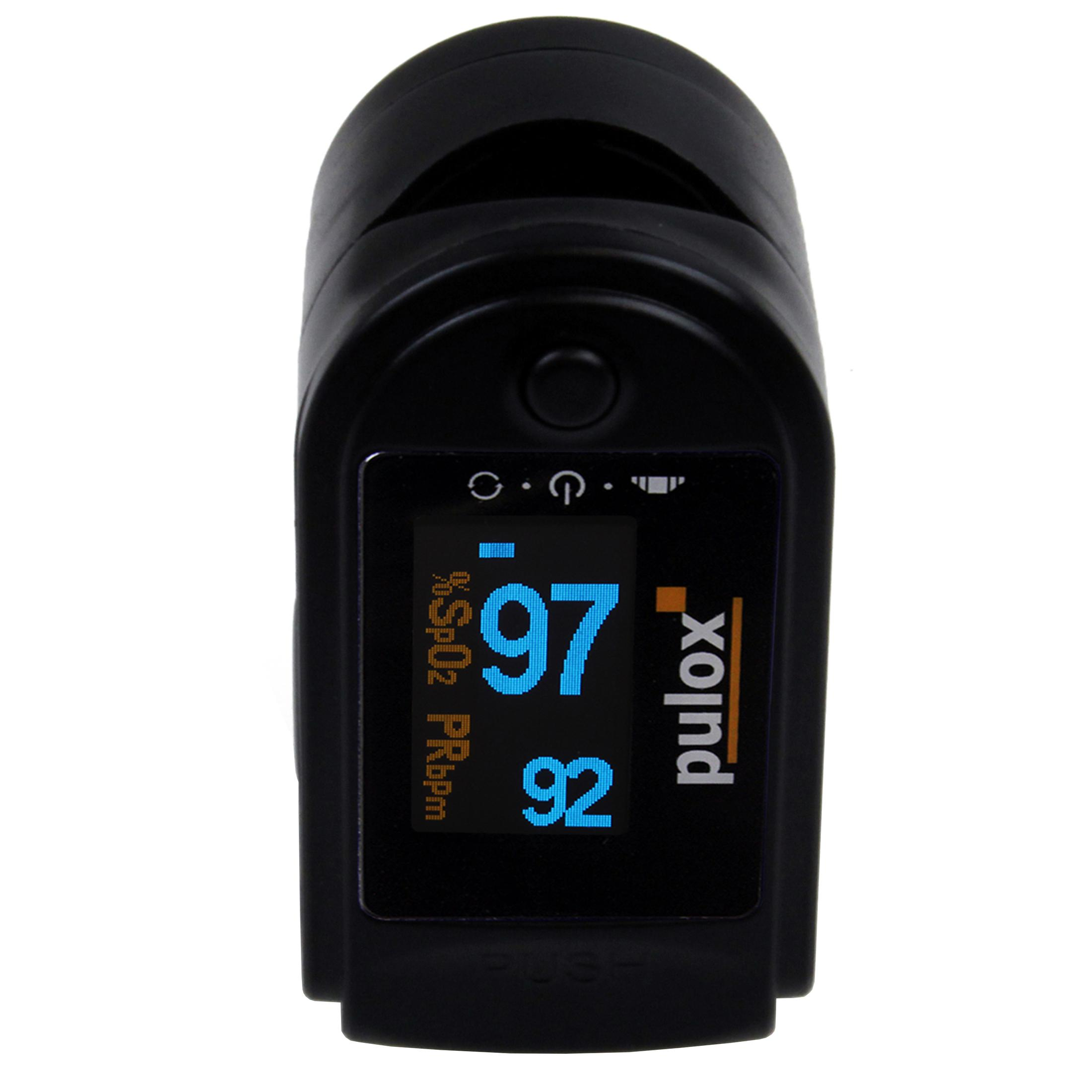 Schwarzes Oximeter. Das Display zeigt eine Herzfrequenz von 92 und SpO2 von 97.