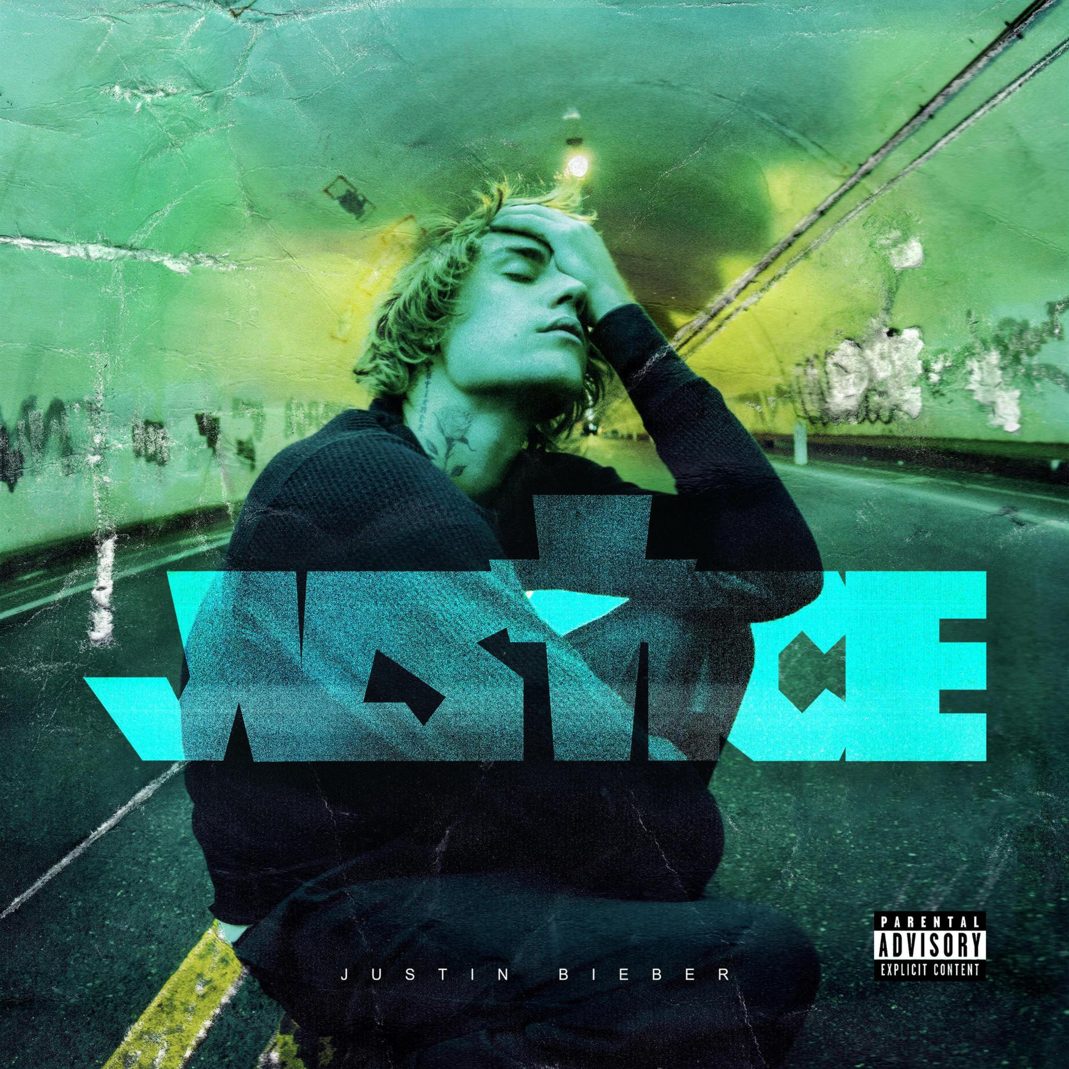 Copertina dell'album, Justin Bieber seduto in un tunnel. La parola 'JUSTICE' è sulla copertina.