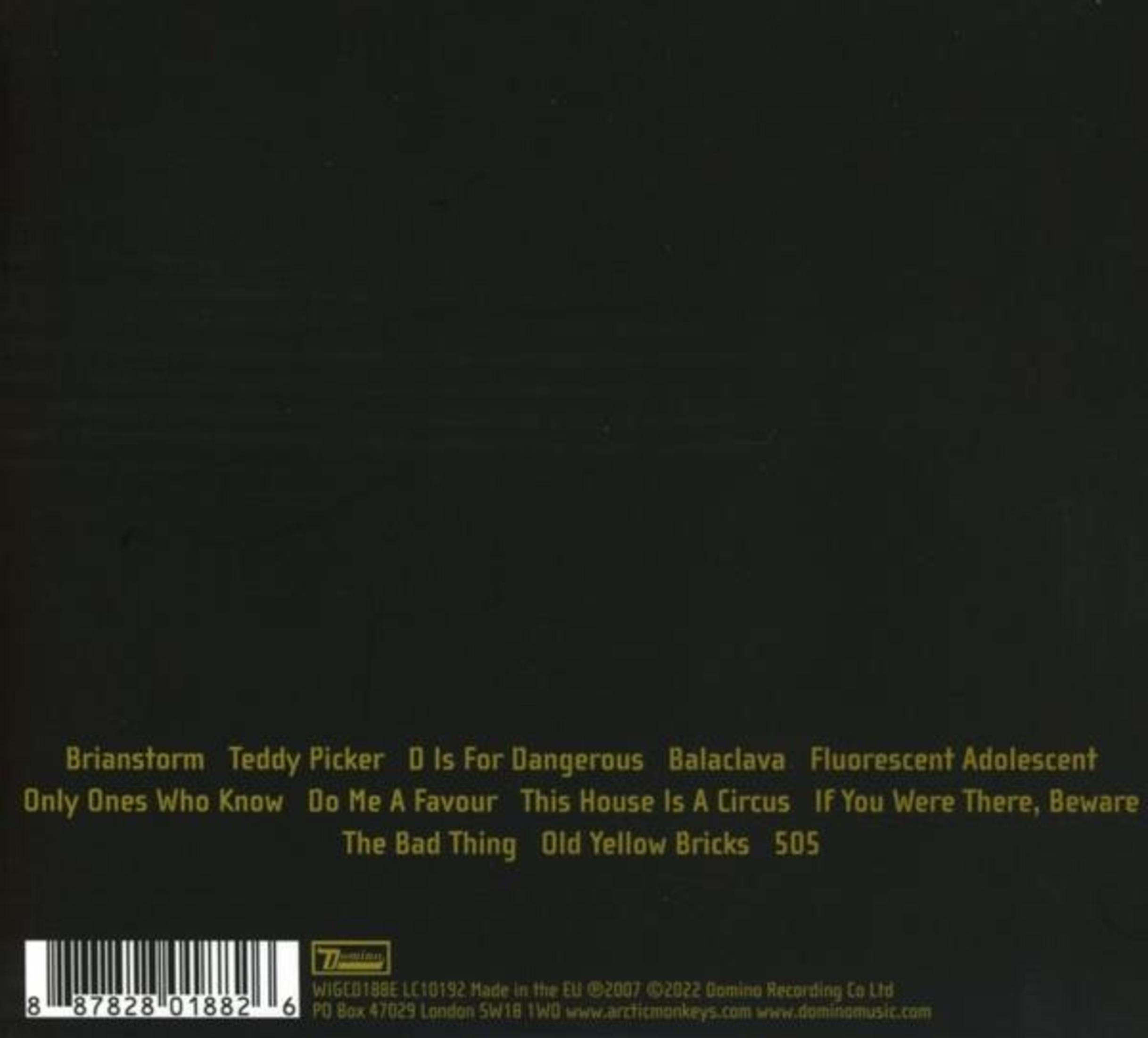 Albumcover mit schwarzem Hintergrund, Songtitel in Gold. Barcode und Copyright-Informationen unten.
