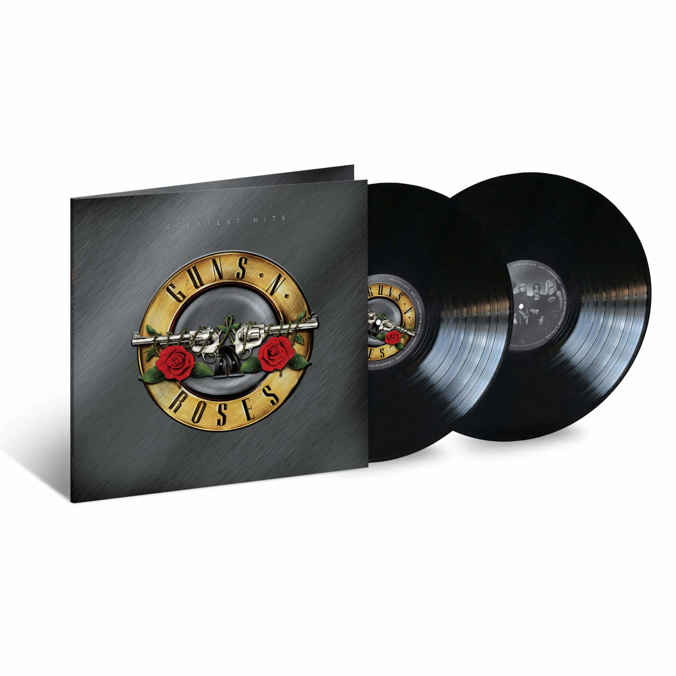 Copertina dell'album con il logo dei Guns N' Roses. 2 dischi in vinile neri accanto.