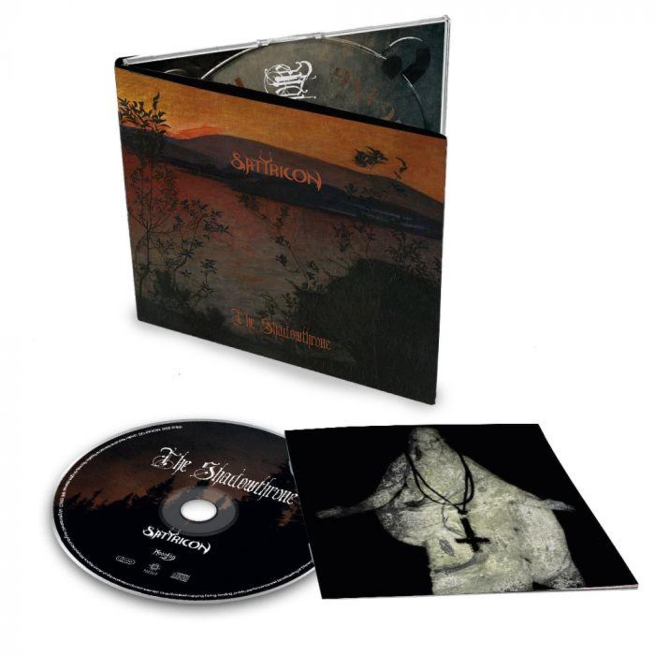 Albumhoes en cd met het album 'The Shadowthrone'. De hoes toont een landschap en de cd is zwart.