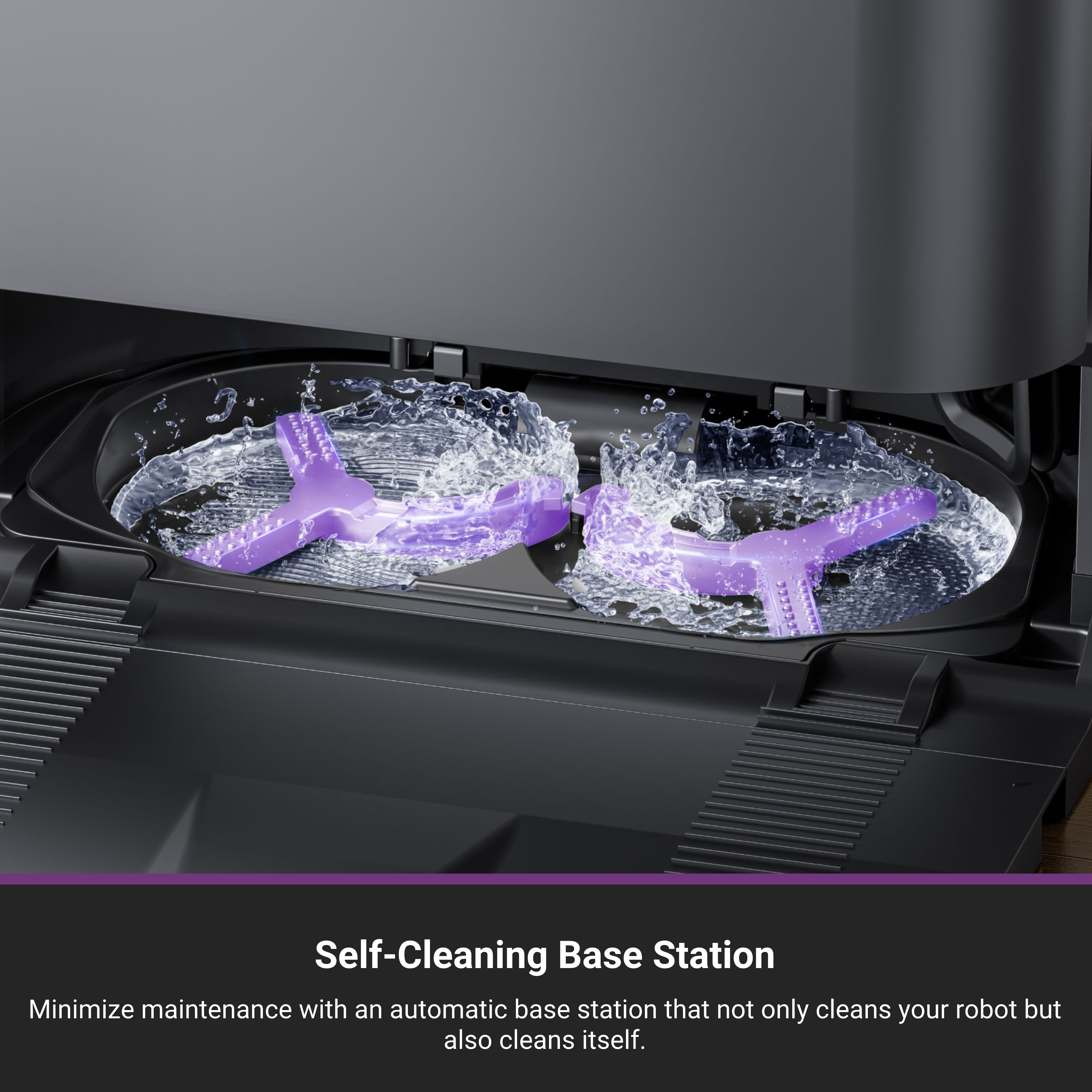 Gros plan sur une station de base autonettoyante. Deux lames de nettoyage violettes sont dans l'eau. Base noire.