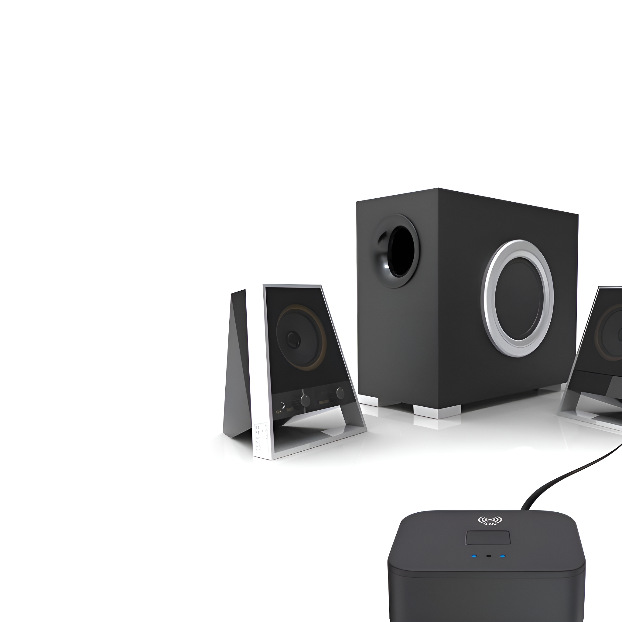 Schwarze Lautsprecher, ein Subwoofer und ein kleines schwarzes Gerät. Weißer Hintergrund.