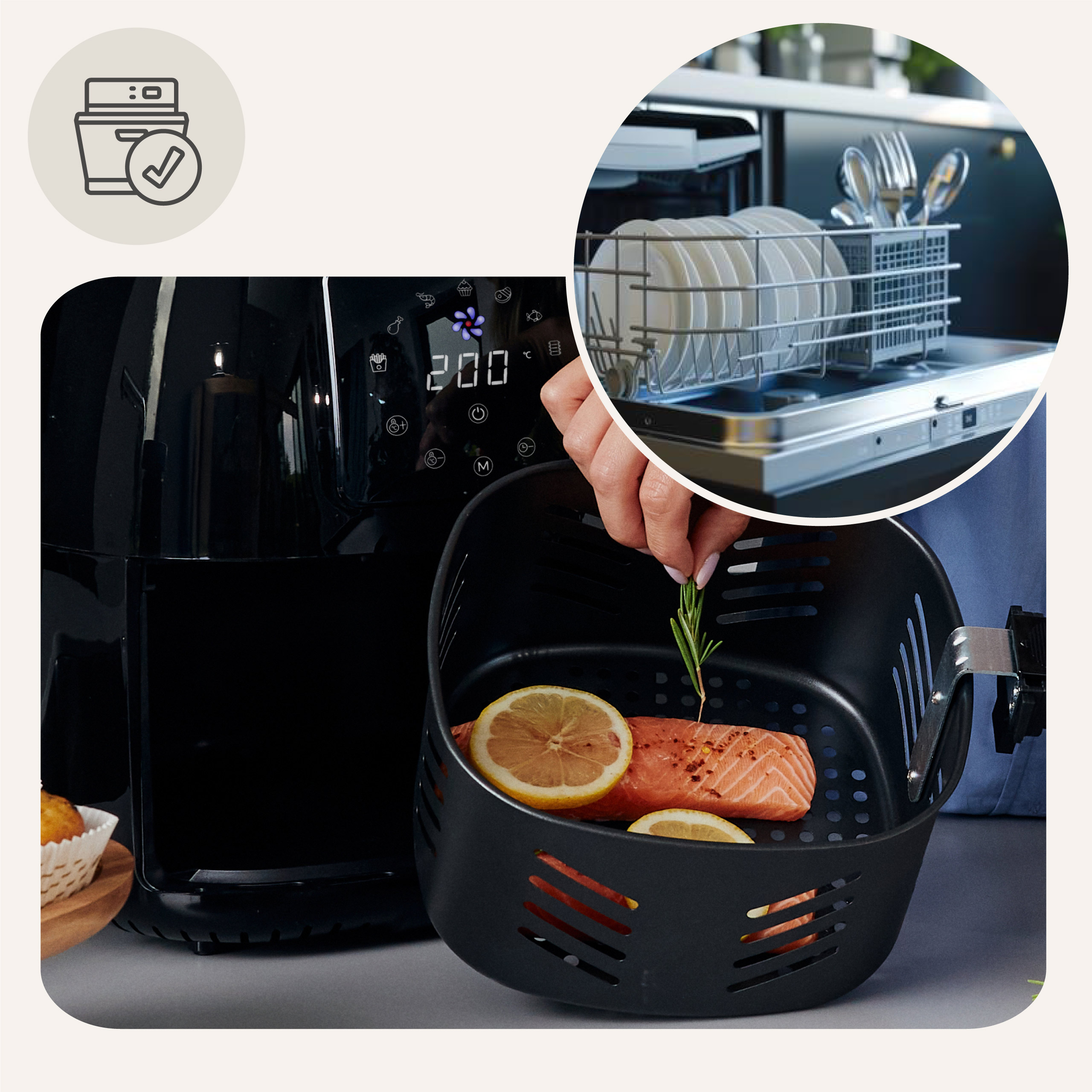 Frytownica powietrzna z koszem zawierającym łososia i plasterki cytryny. Zmywarka z naczyniami w tle.