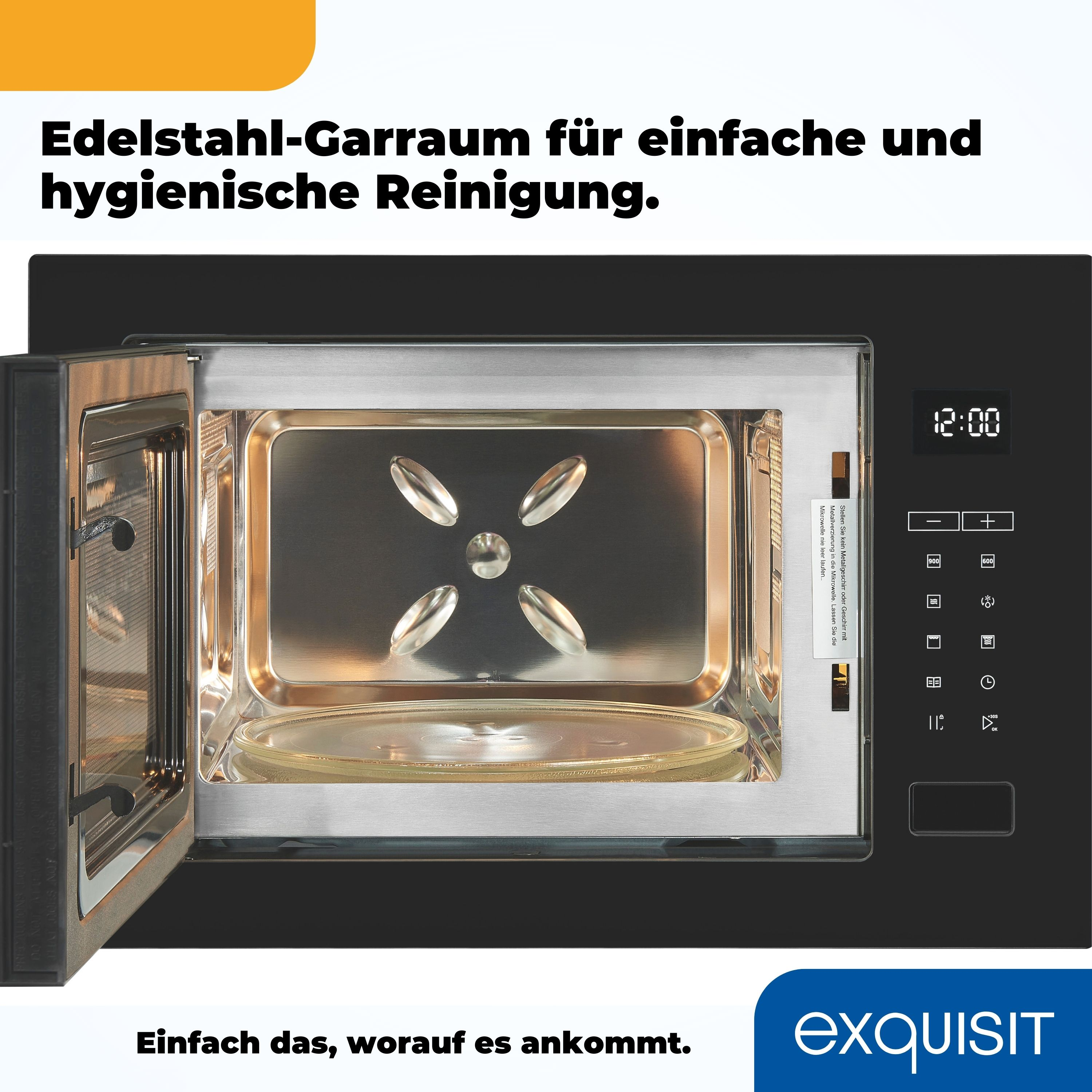 Schwarze Mikrowelle mit offener Tür, Innenbeleuchtung. Digitalanzeige. Exquisit Markenlogo.