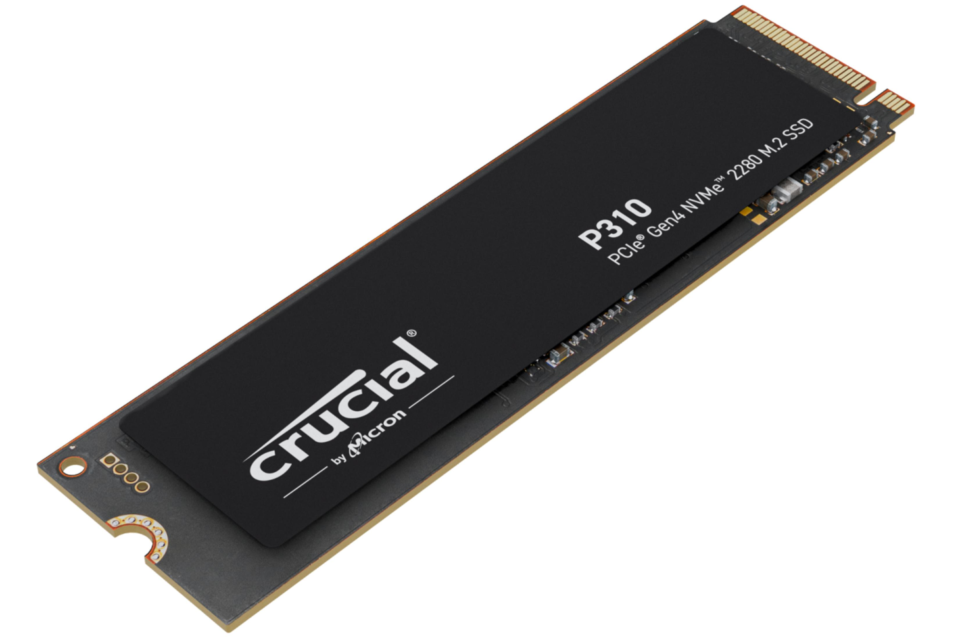Czarny dysk SSD Crucial P310 z czarną etykietą. Białe logo na etykiecie.