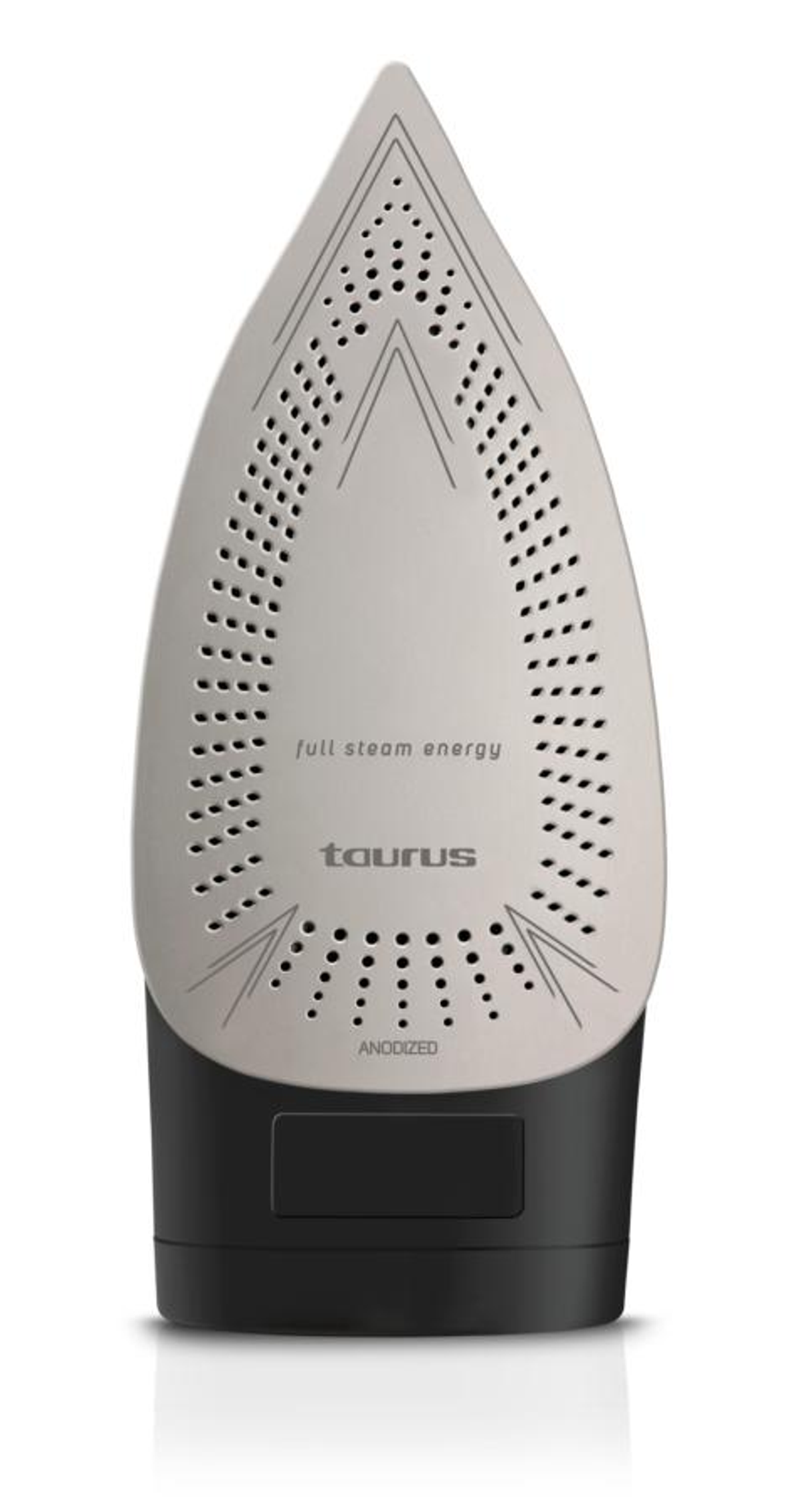 Zbliżenie stopy żelazka z marką Taurus i otworami parowymi, czarna podstawa.