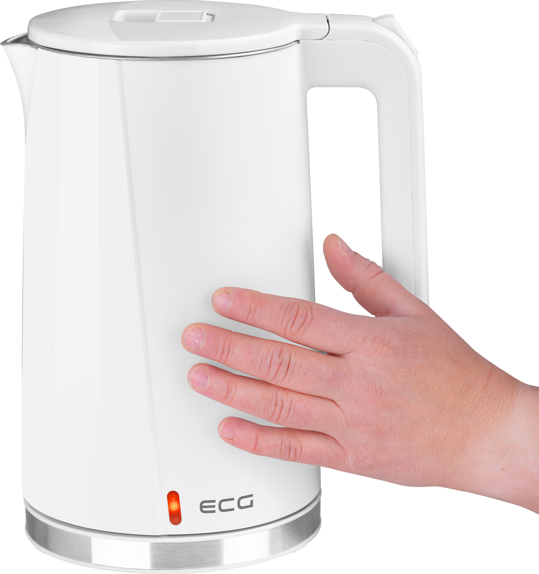 Un bollitore elettrico bianco con una mano che lo tocca. Una luce rossa in basso indica che è acceso.