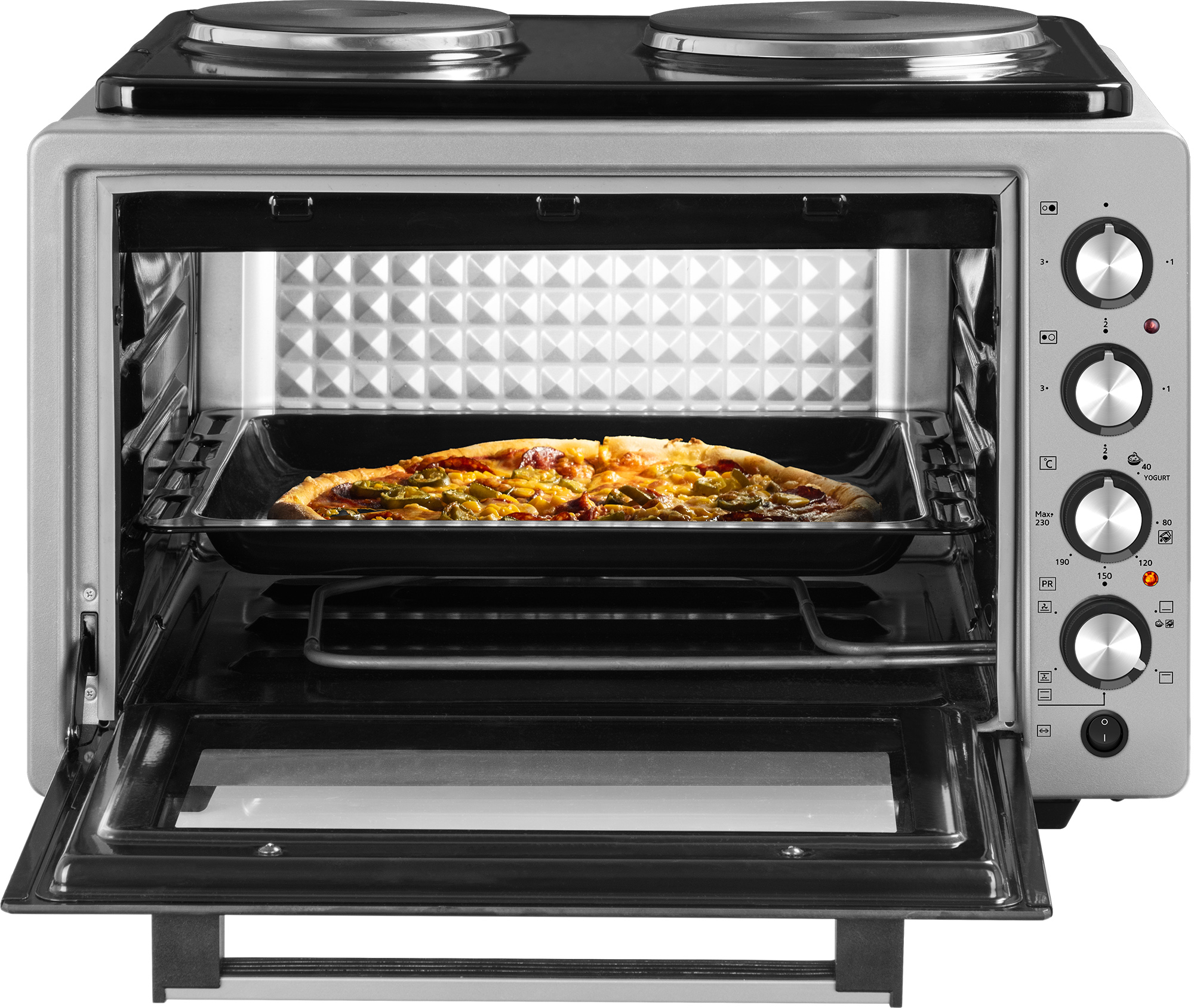 Ein offener Ofen mit einer Pizza darin. Zwei Herdplatten befinden sich oben auf dem Ofen.