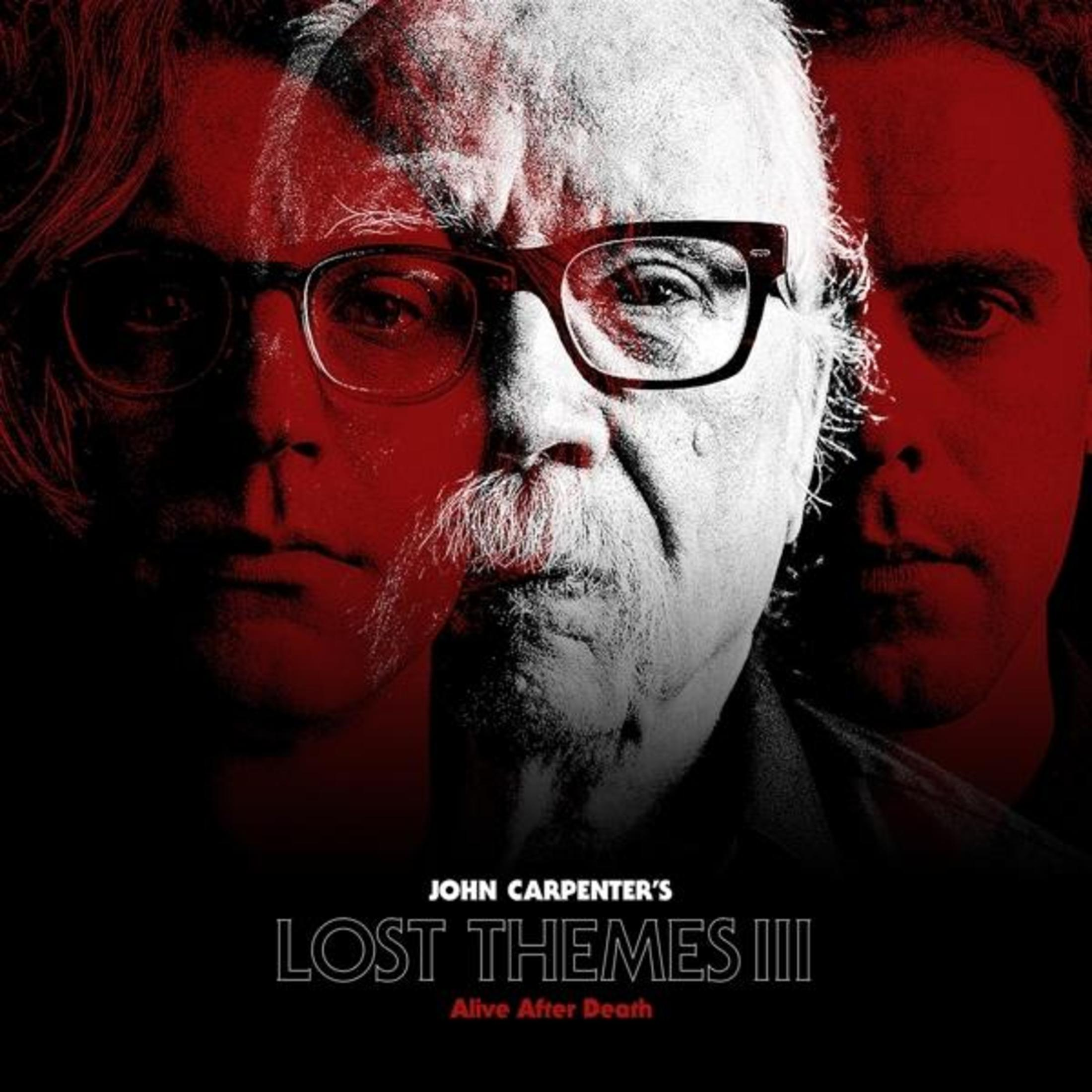 Filmposter voor "Lost Themes III" met drie overlappende gezichten tegen een rode achtergrond.