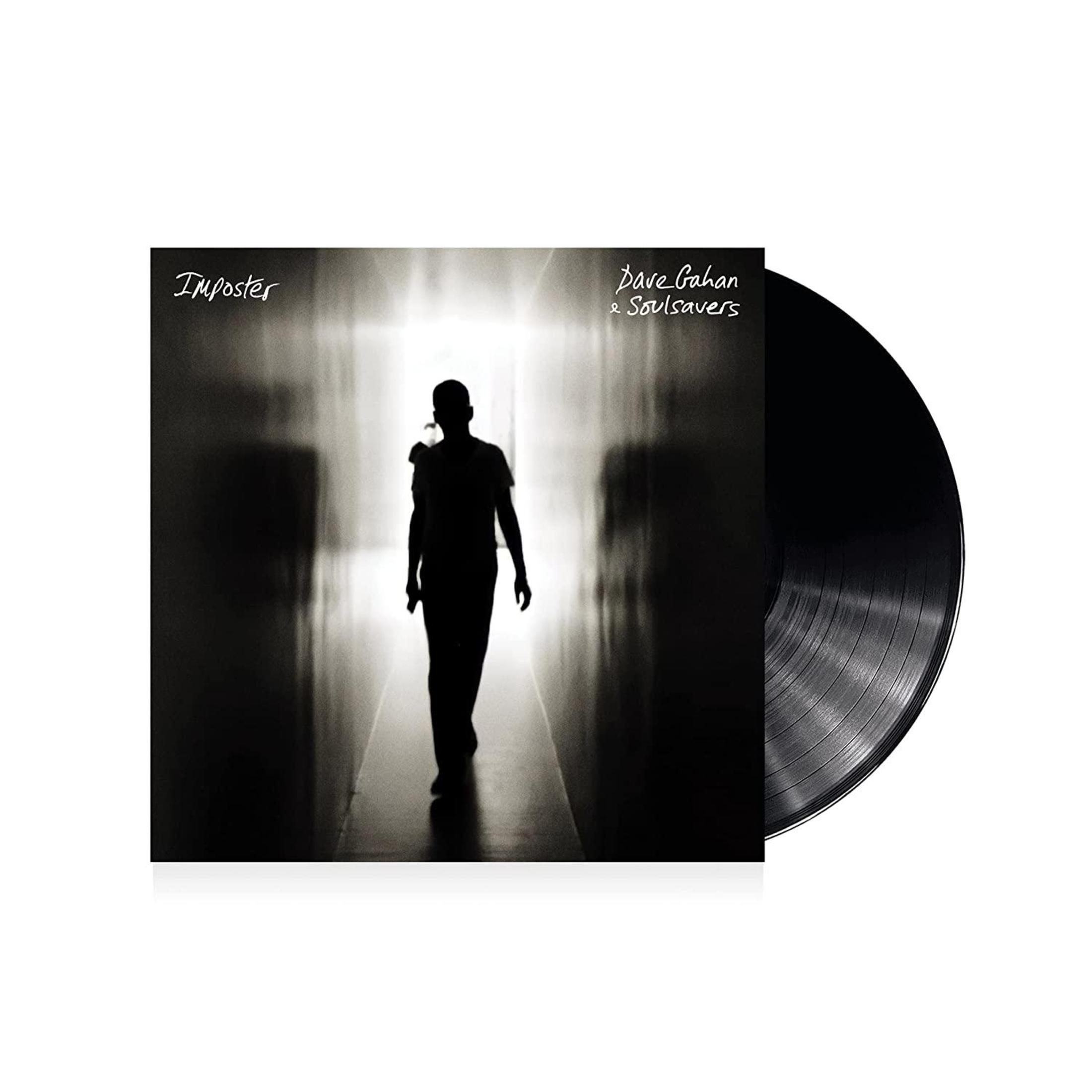 Albumhoes: Silhouet van een man die in een verlichte tunnel loopt, zwarte vinylplaat rechts. Tekst: Imposter, Dave Gahan & Soulsavers.