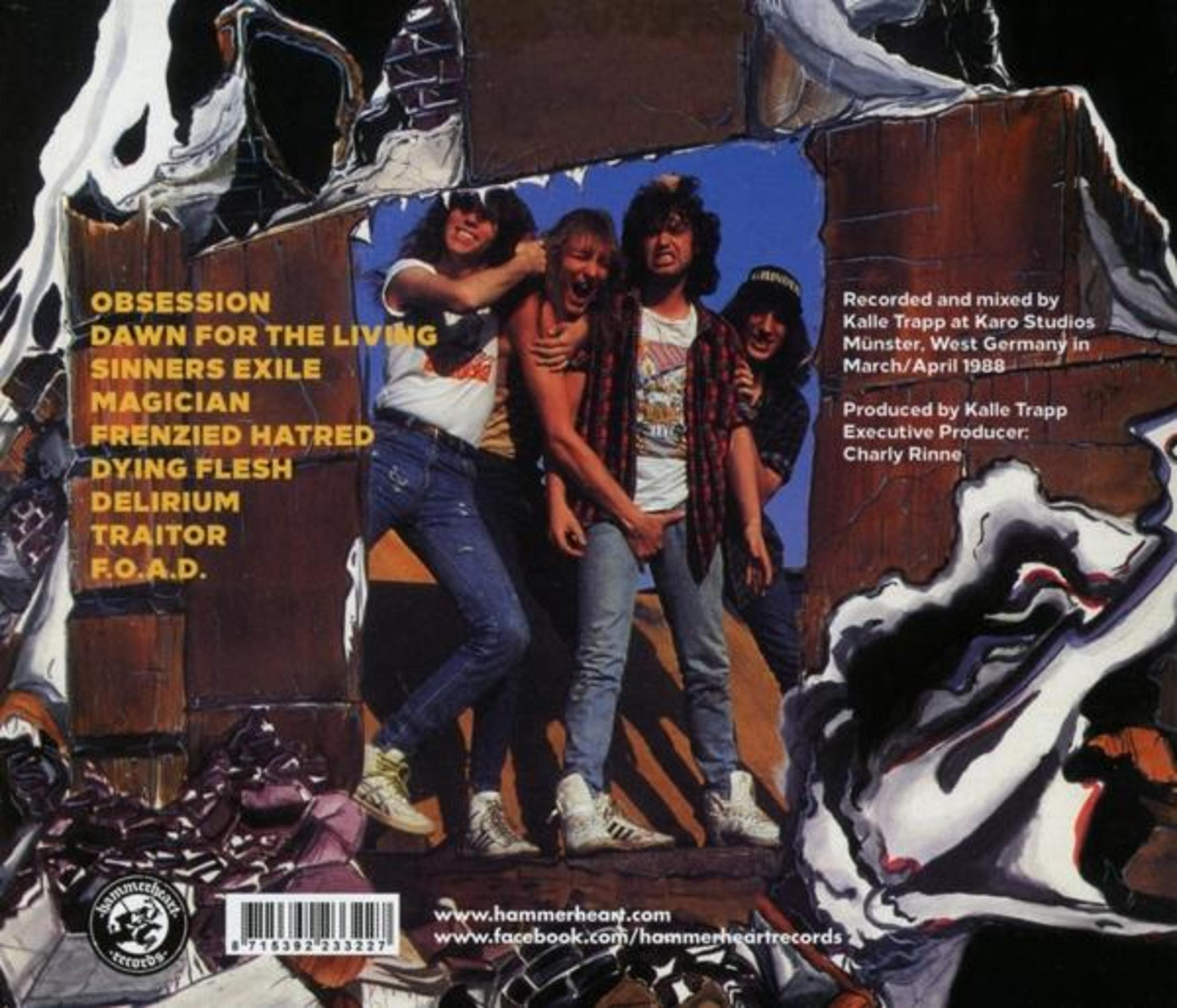 Copertina dell'album. Quattro persone, sfondo scuro e rotto. Il testo include il nome della band e titoli come 'Obsession'.