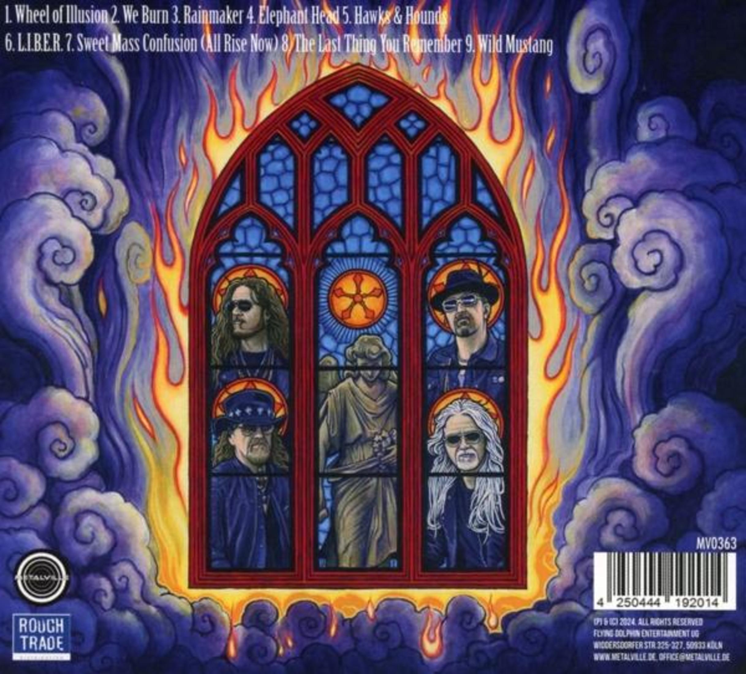 Copertina dell'album con membri della band in vetrate, sfondo di fuoco.