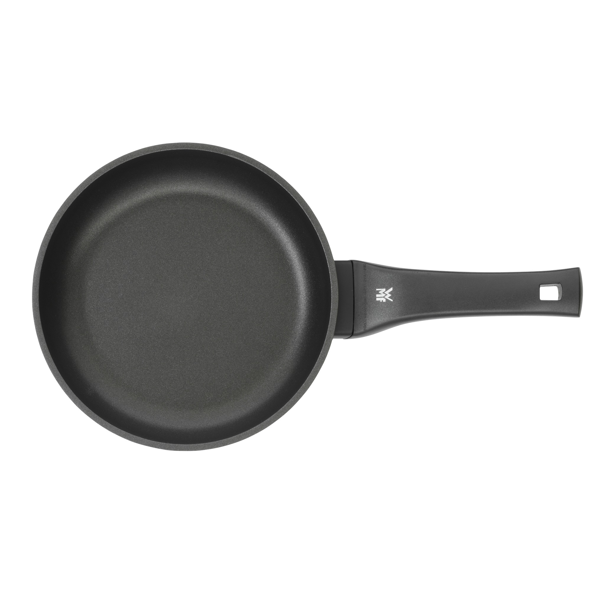 Eine Draufsicht auf eine schwarze Bratpfanne mit Griff. Sie befindet sich auf weißem Hintergrund.