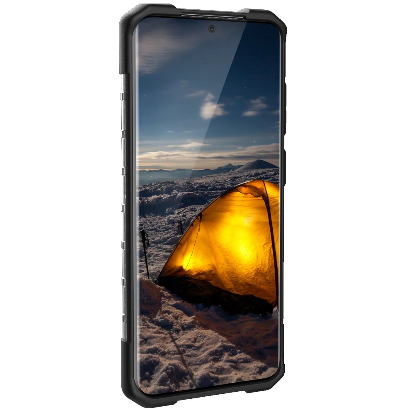 Ein Telefon in einer schwarzen Hülle zeigt eine schneebedeckte Berglandschaft und ein Zelt.